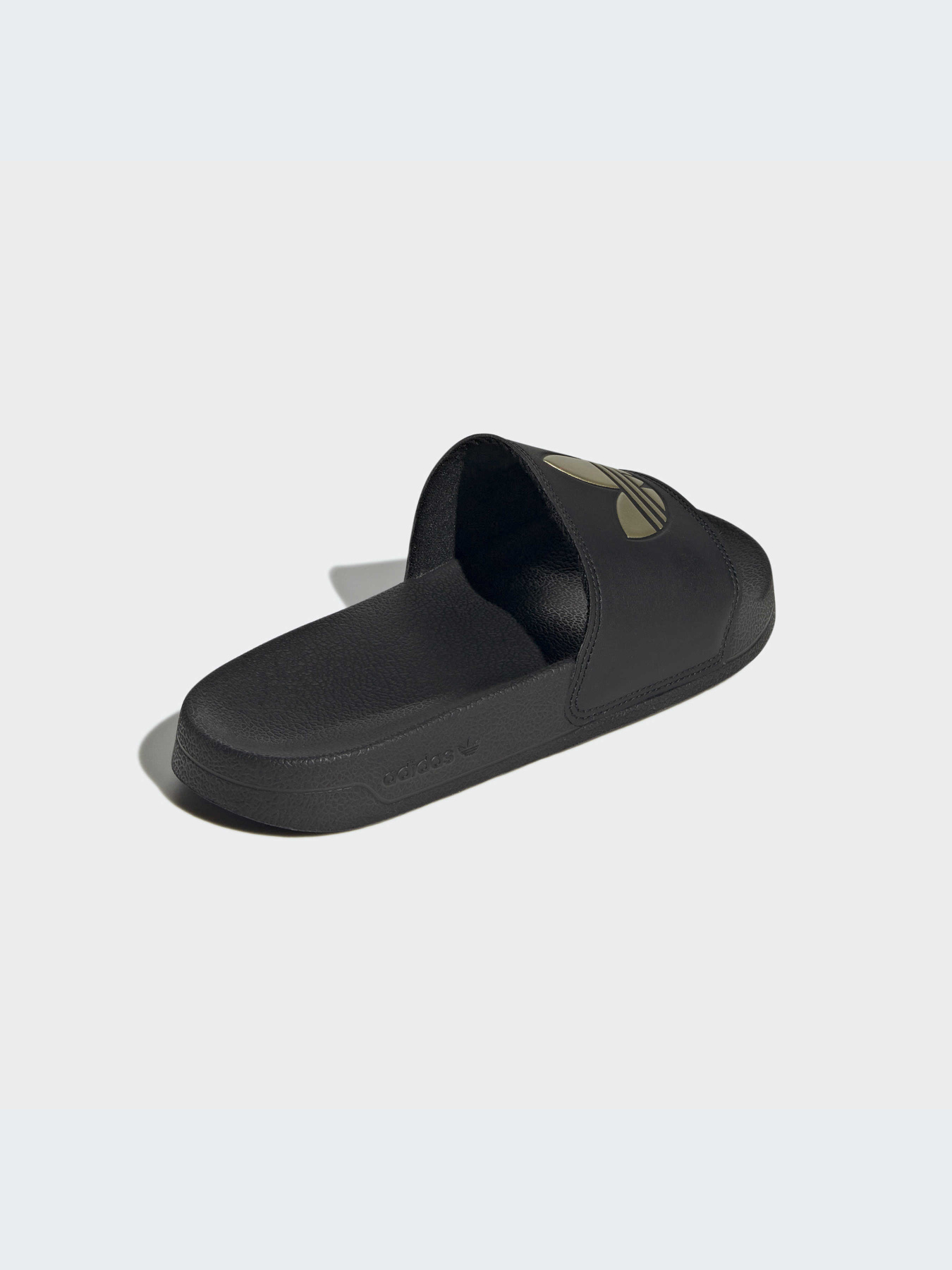 Шлёпанцы Adidas Adilette модель GZ6196 Фото