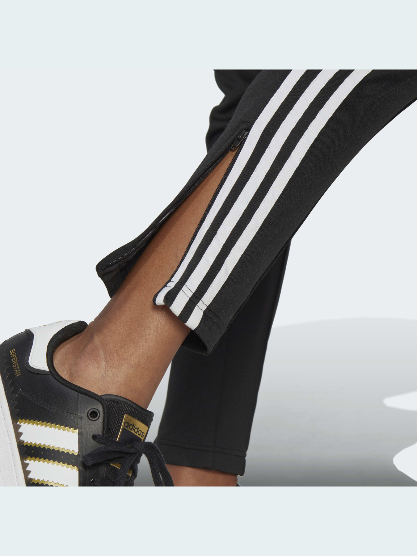 Брюки Adidas Adicolor модель GD2361 Фото