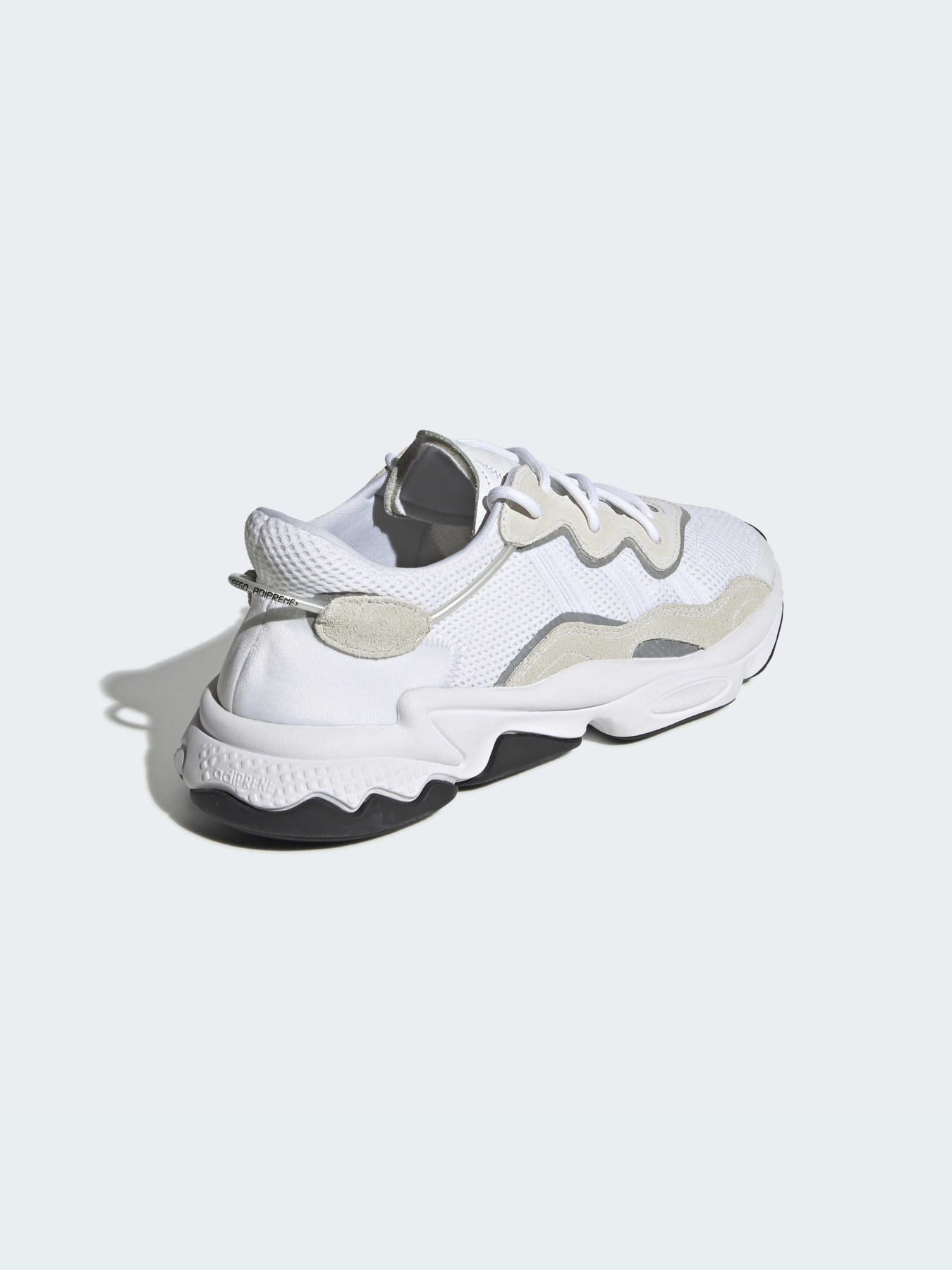 Кросівки Adidas Ozweego модель EE6464 Фото