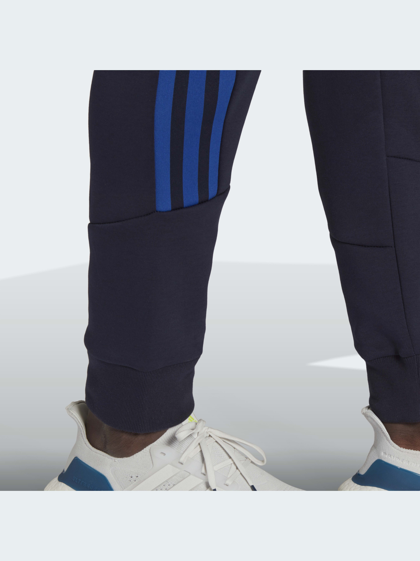 Штани Adidas 3 Stripes модель HC5263 Фото