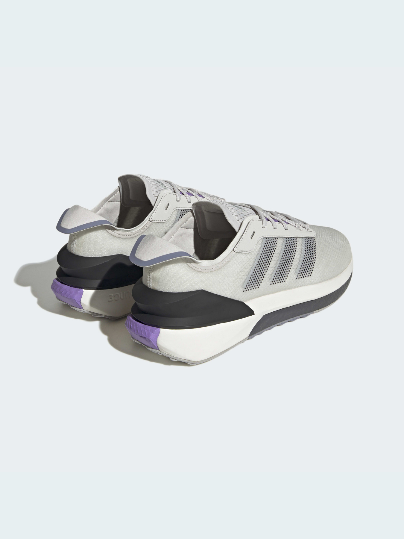 Кроссовки Adidas AVRYN модель ID9422 Фото