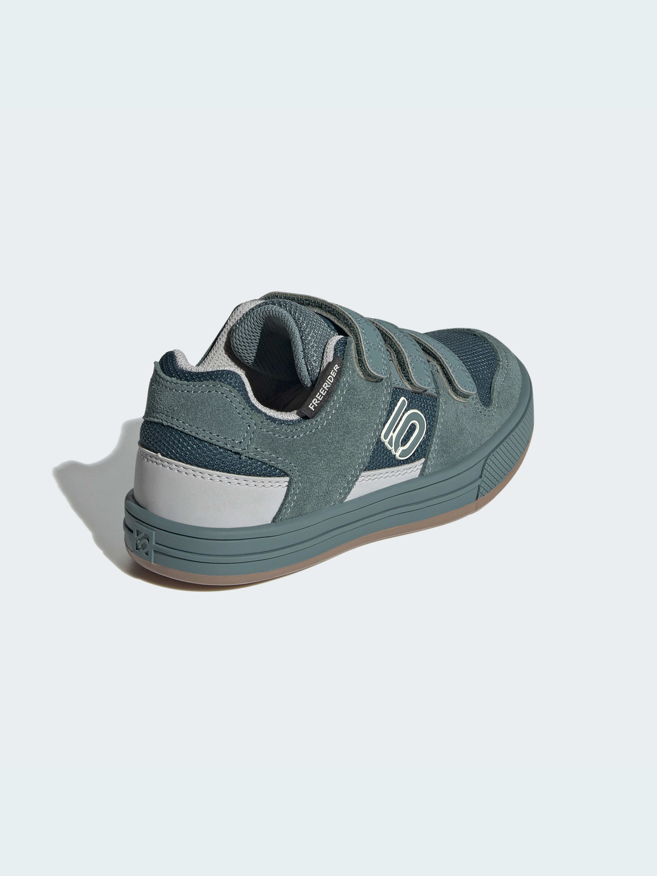 Кросівки Adidas модель FZ0431 Фото