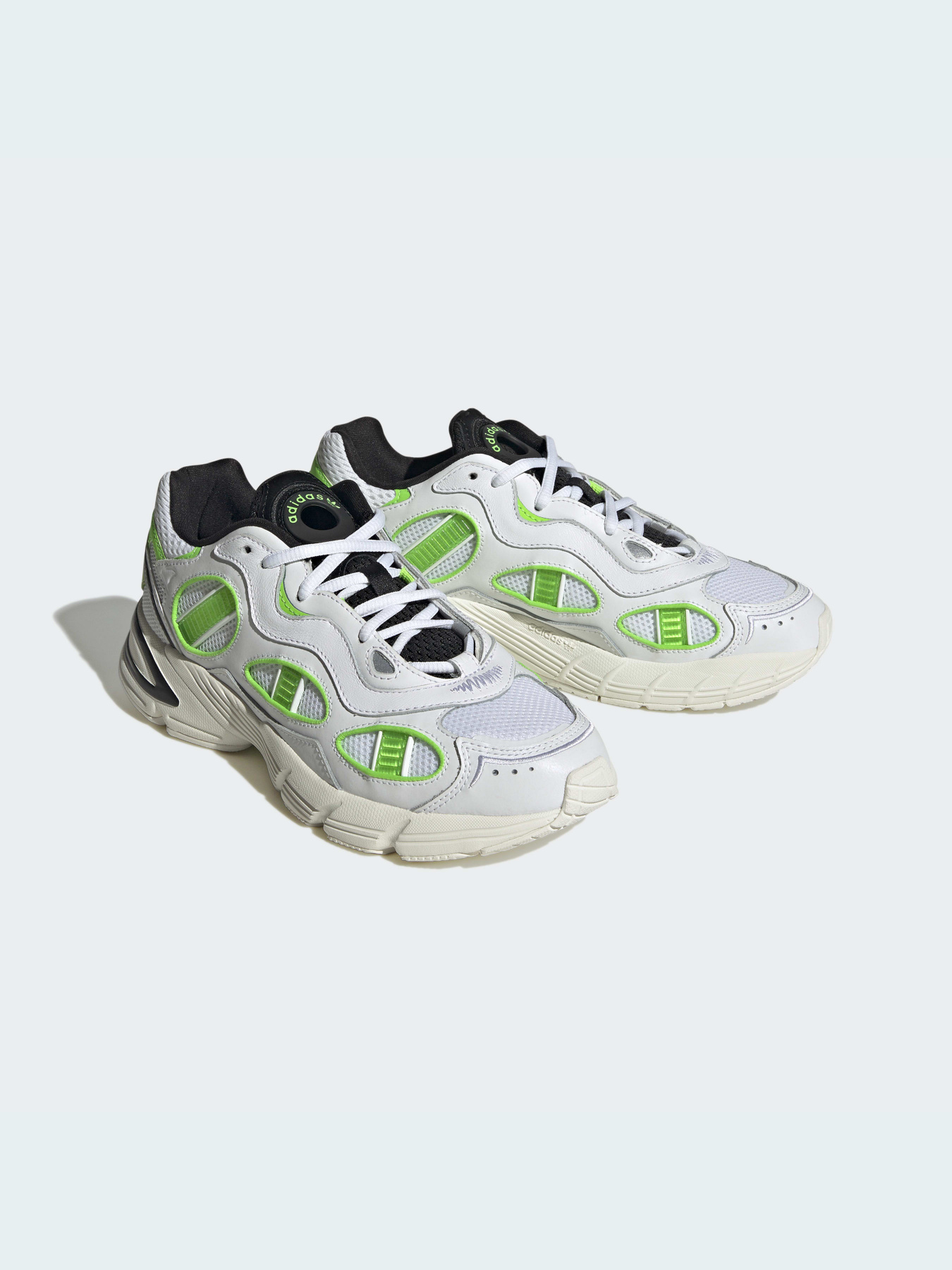 Кросівки Adidas Astir модель HP2815 Кросівки Adidas Astir модель HP2815 Фото