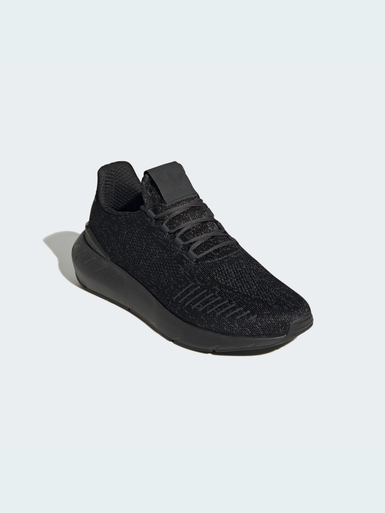 Кросівки Adidas Swift модель GY1940 Кросівки Adidas Swift модель GY1940 Фото