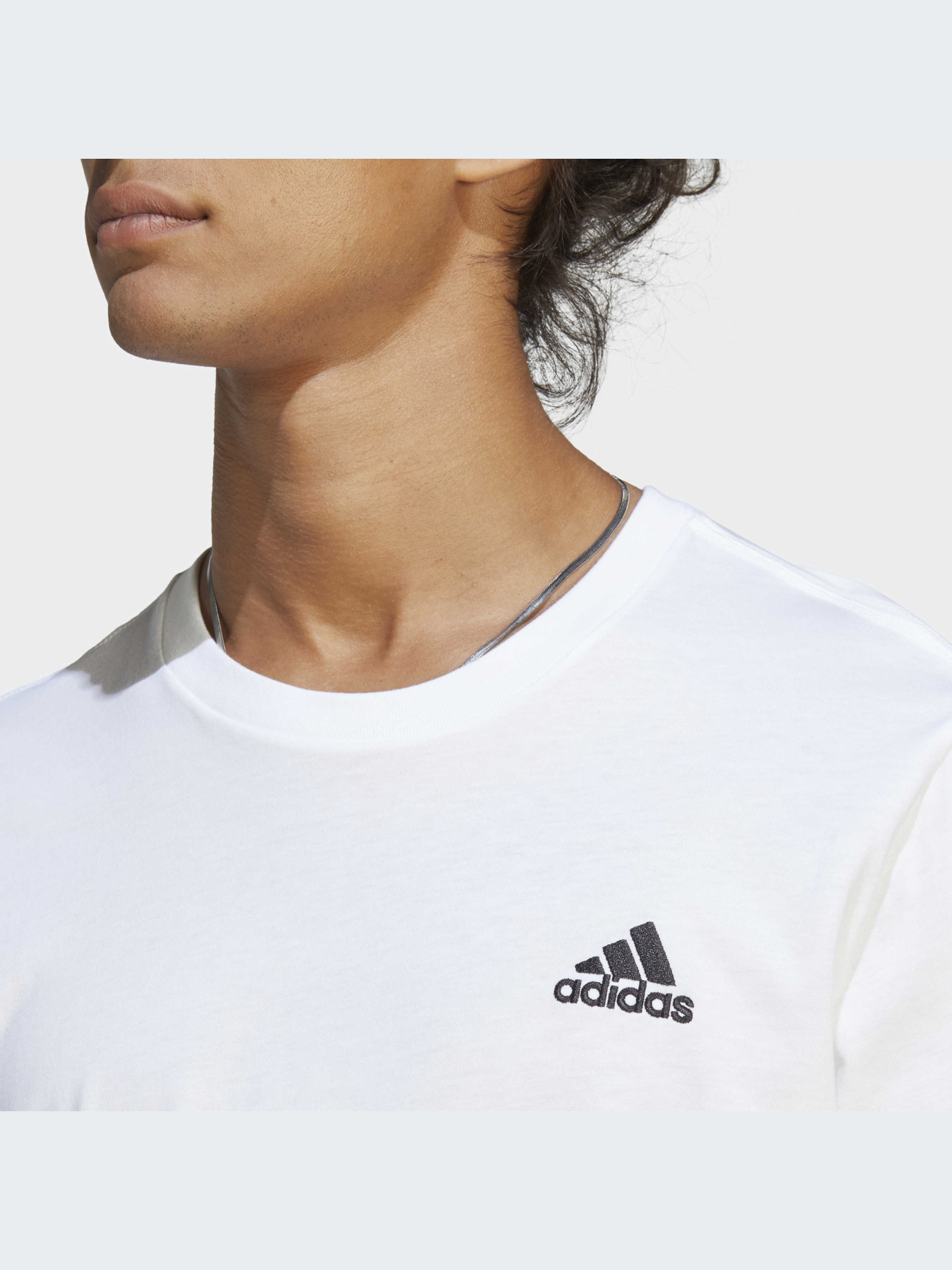 Футболки і поло Adidas модель IC9286 Футболки і поло Adidas модель IC9286 Фото