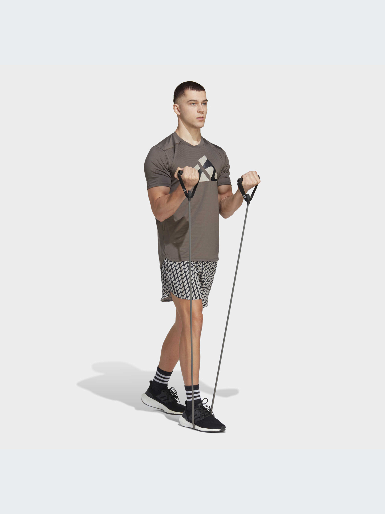 Шорты Adidas модель HR8195 Фото
