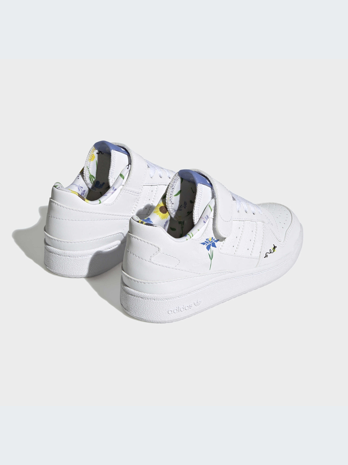 Кроссовки Adidas Forum модель HP6246 Фото