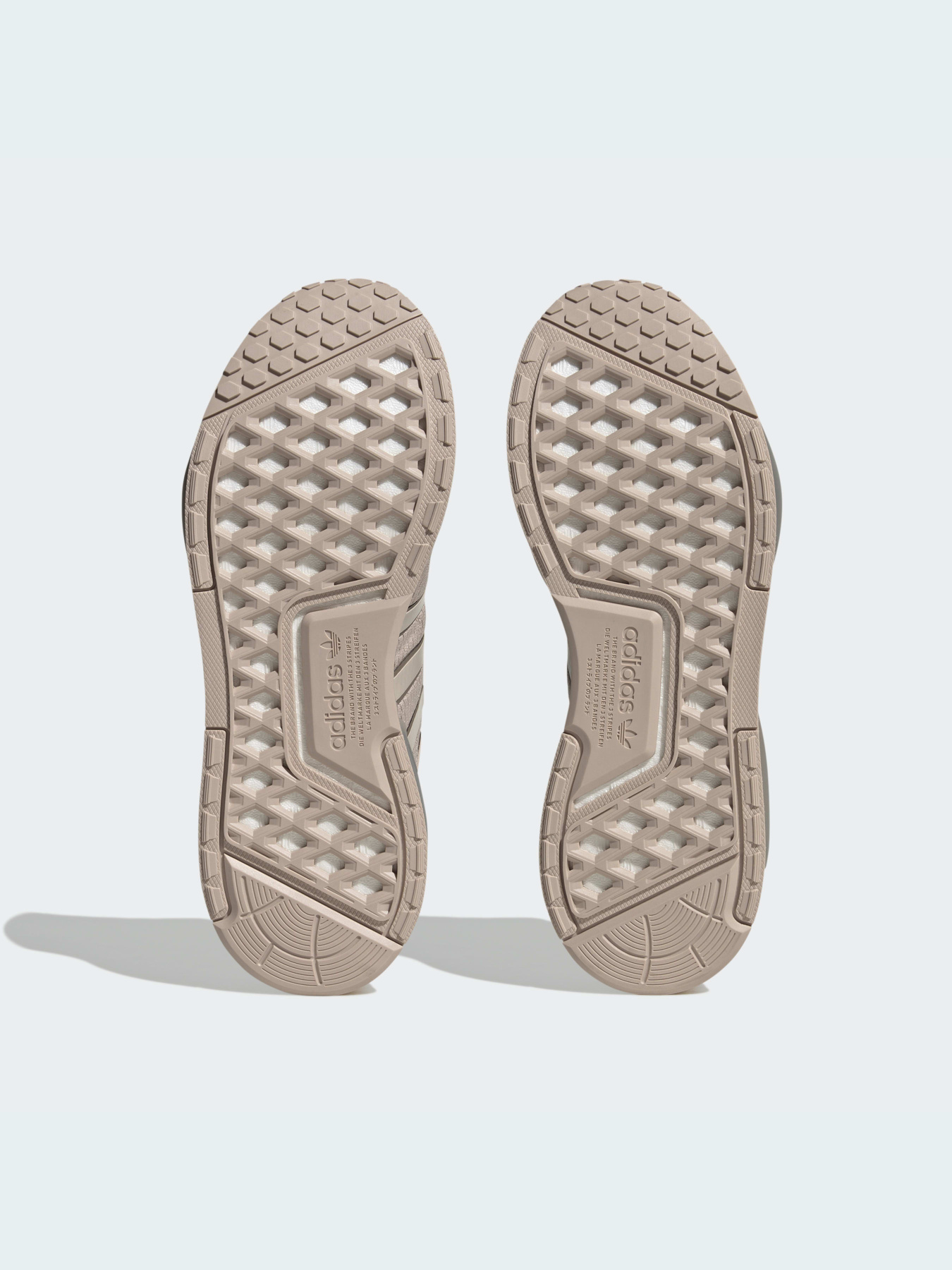 Кросівки Adidas NMD модель FZ6496 Фото
