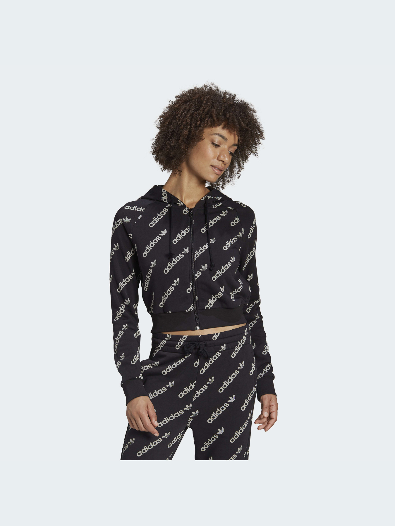 Худи и свитшоты Adidas модель HM4889 Худи и свитшоты Adidas модель HM4889 Фото