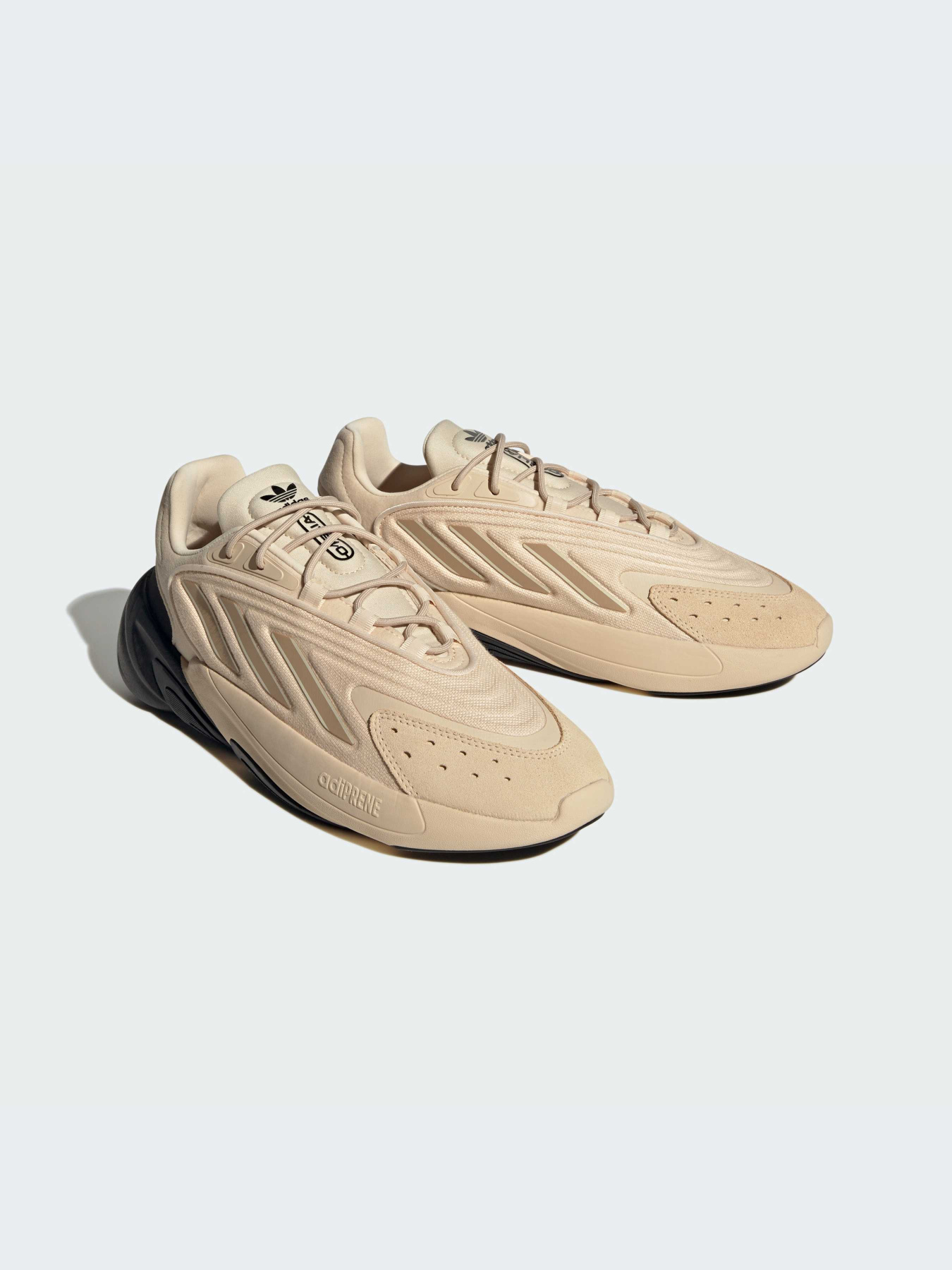 Кроссовки Adidas Ozweego модель IE2000 Фото