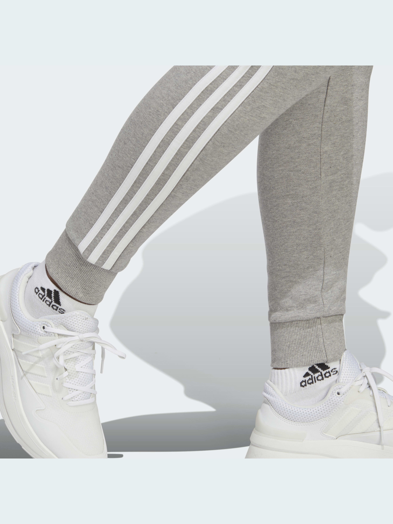 Штани Adidas модель IC9922 Штани Adidas модель IC9922 Фото