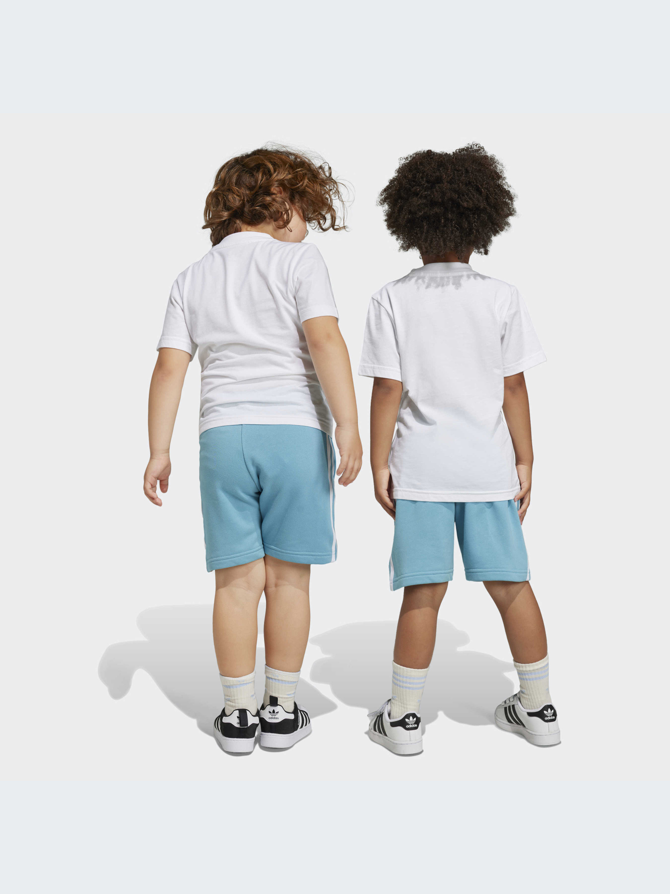 Костюмы Adidas Adicolor модель IB8664 Фото