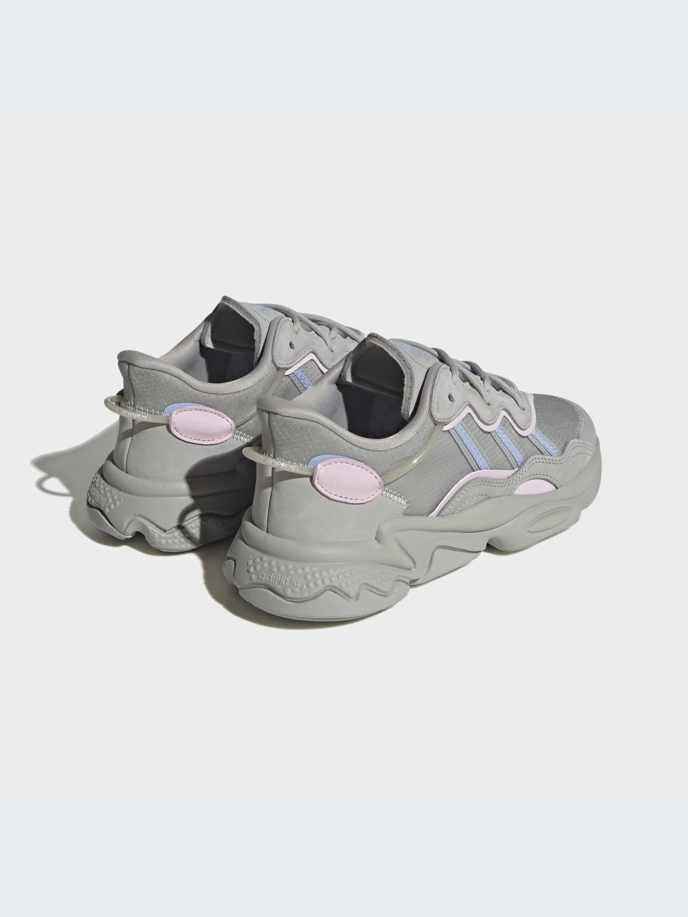 Кроссовки Adidas Ozweego модель GY4907 Фото
