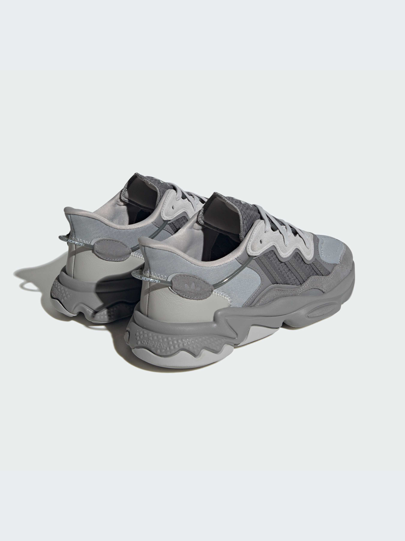Кроссовки Adidas Ozweego модель ID9823 Фото