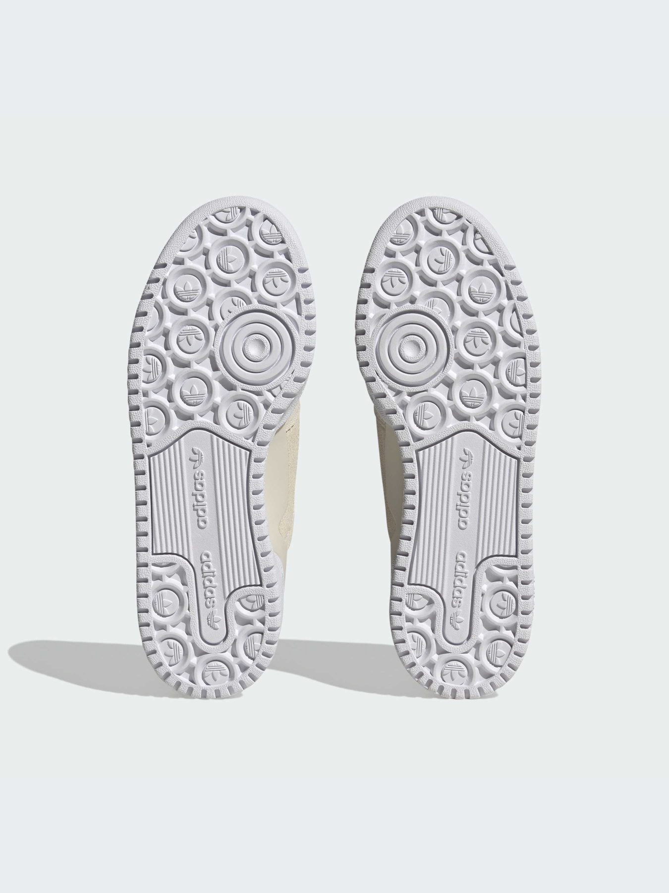 Кроссовки Adidas Forum модель IG0270 Фото