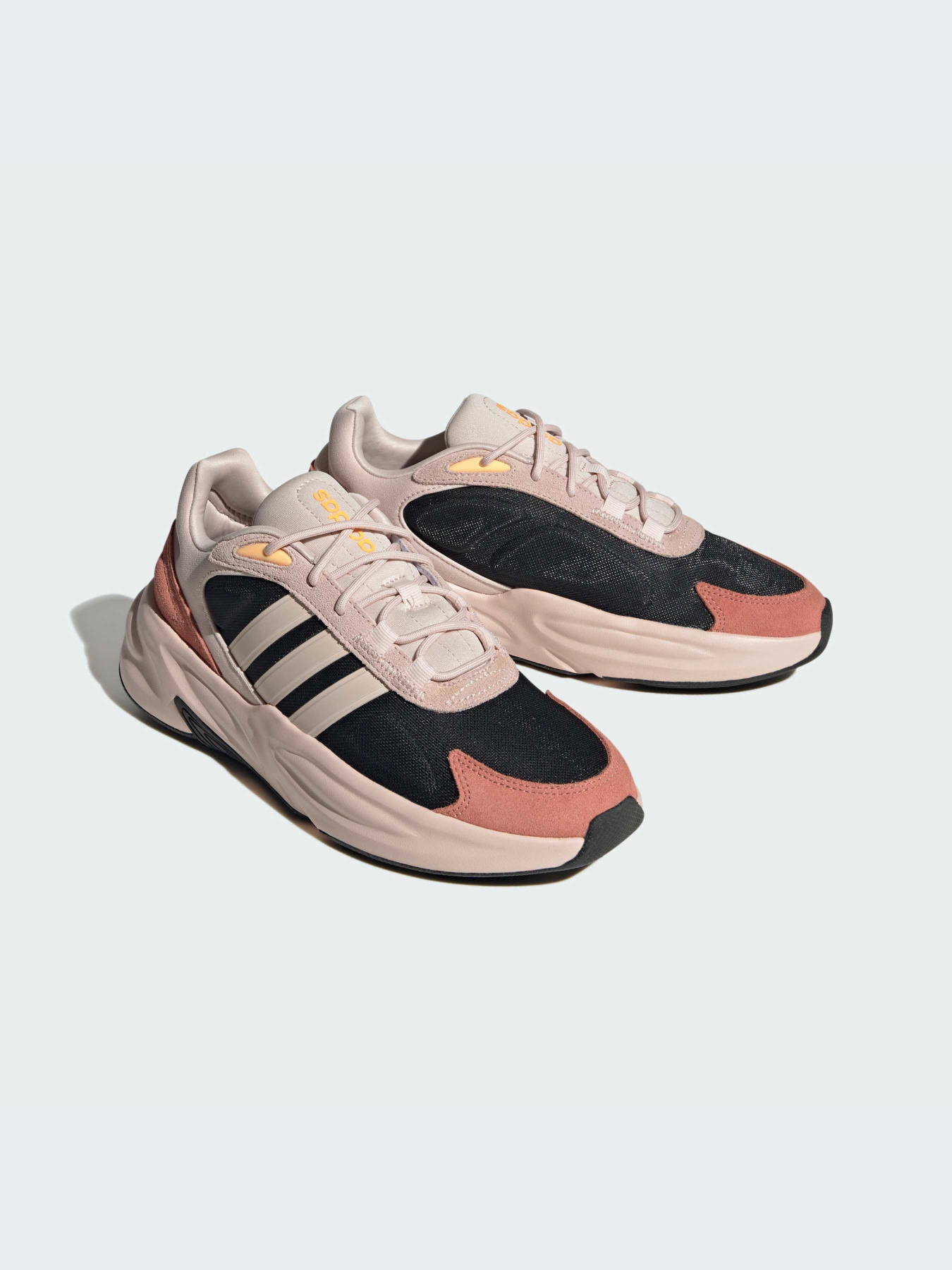 Кроссовки Adidas Ozweego модель IG9797 Фото