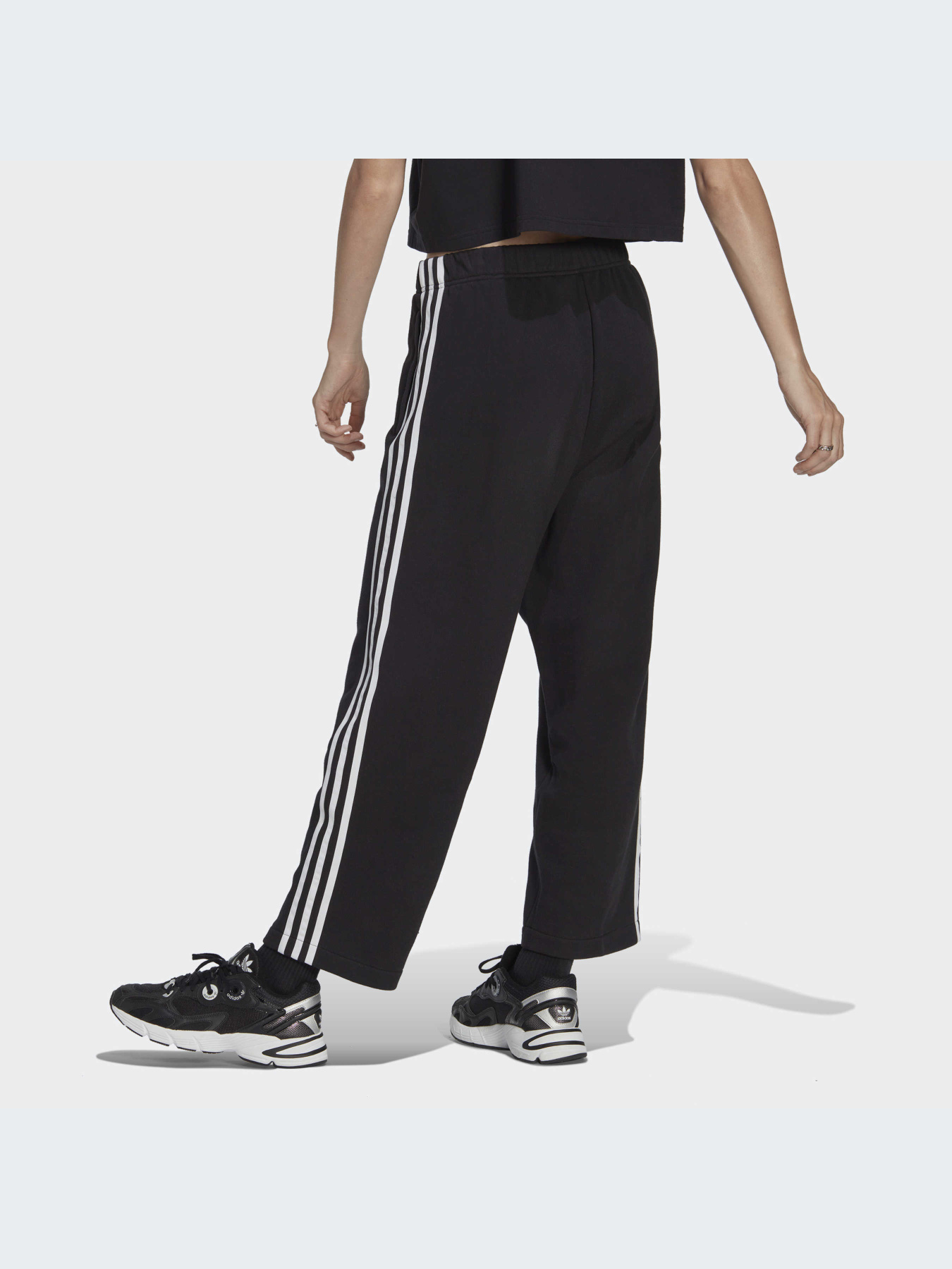 Брюки Adidas Adicolor модель IC5505 Фото