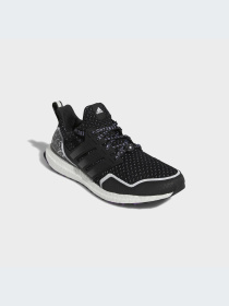 Кроссовки Adidas Ultraboost модель HR0518 Фото