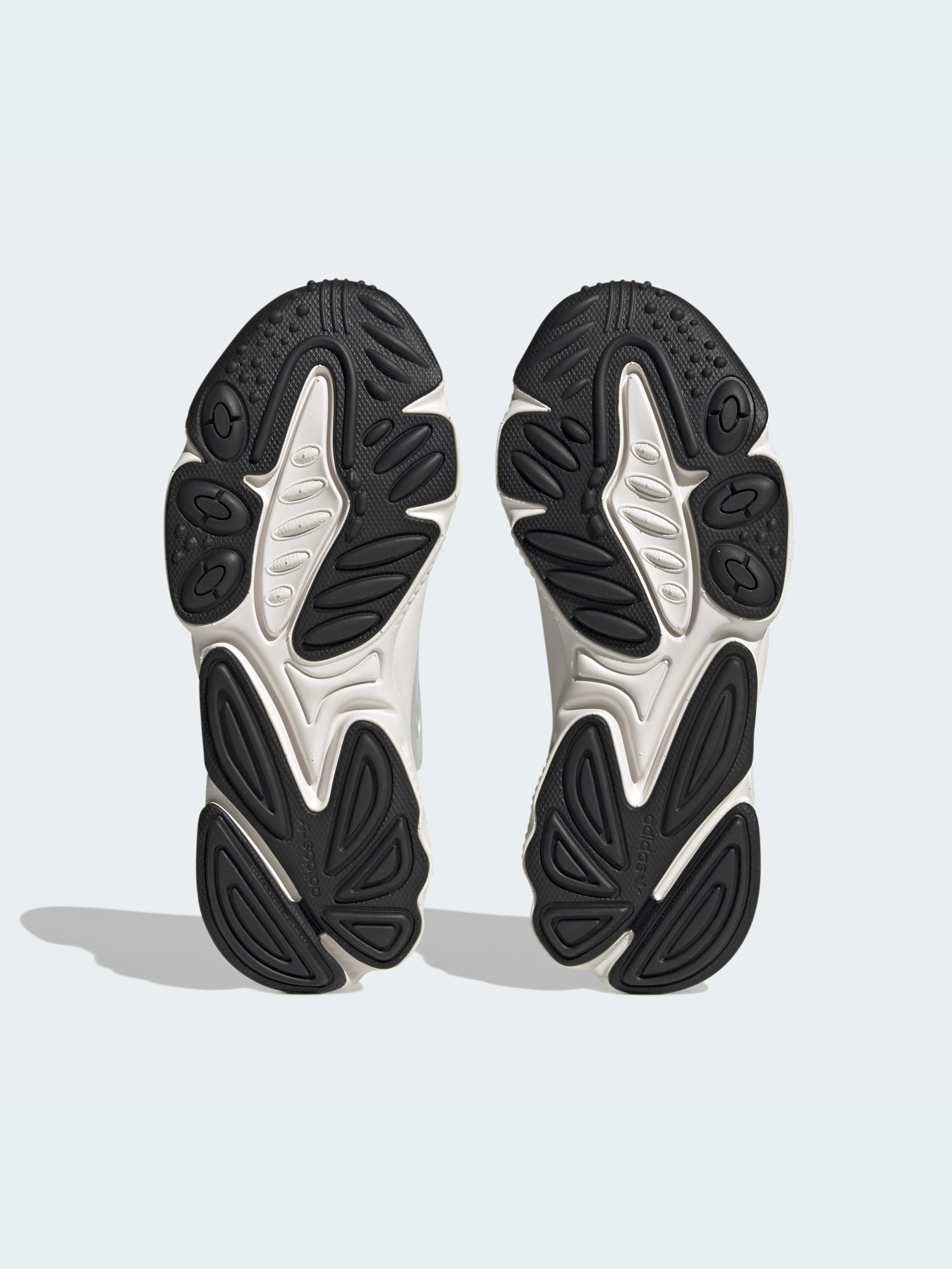 Кросівки Adidas Ozweego модель HQ6765 Кросівки Adidas Ozweego модель HQ6765 Фото