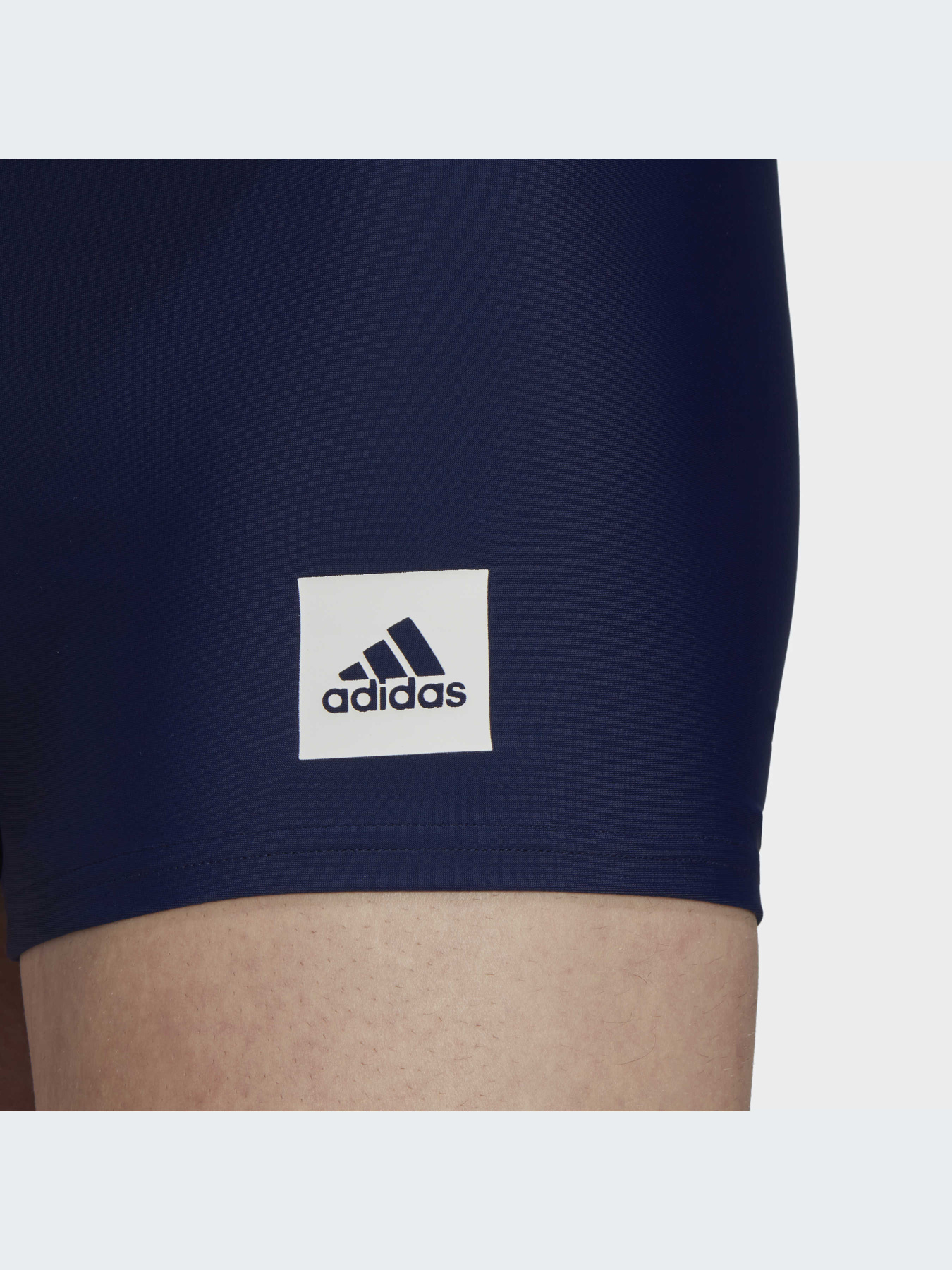 Одежда для пляжа Adidas модель HT2089 Фото