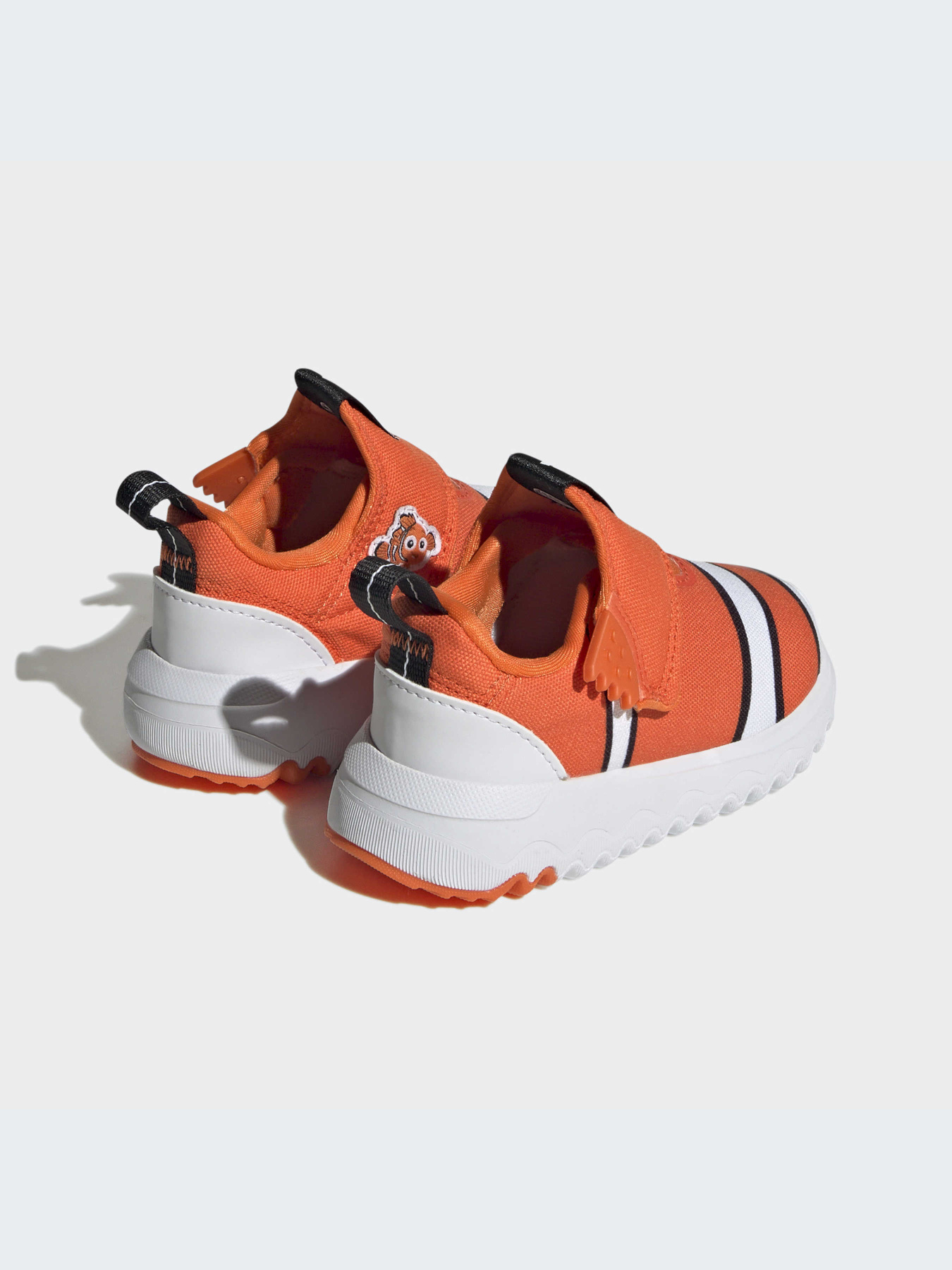Кроссовки Adidas x Disney модель HP9005 Фото