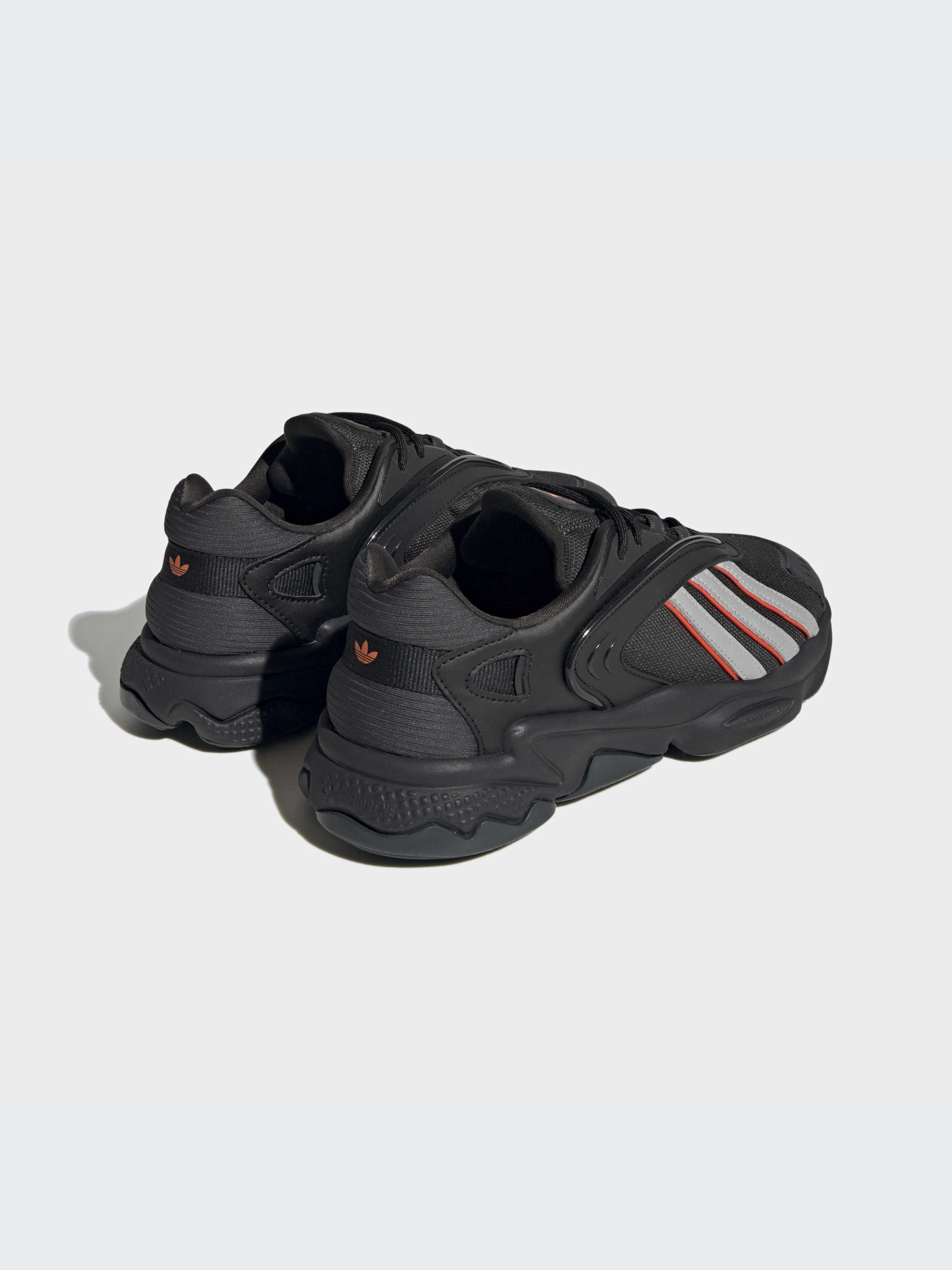 Кроссовки Adidas Ozweego модель GZ9408 Фото