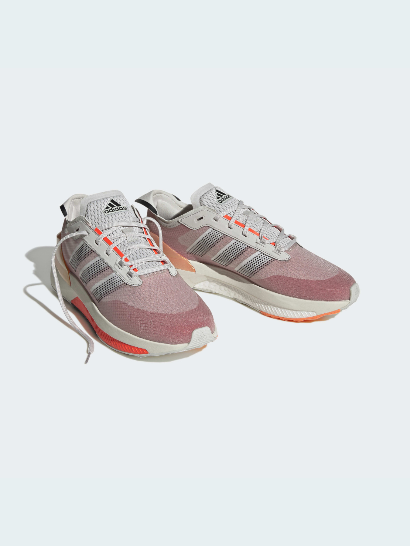 Кросівки Adidas AVRYN модель HP5974 Фото