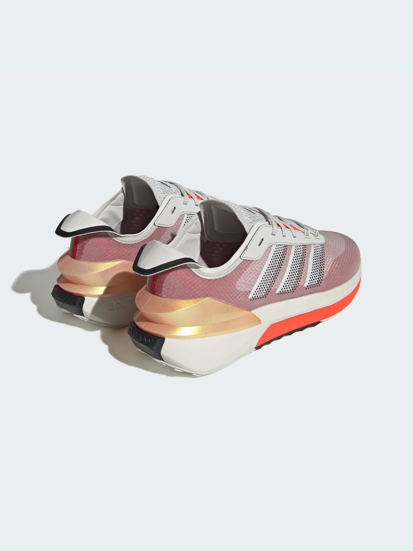Кросівки Adidas AVRYN модель HP5974 Фото