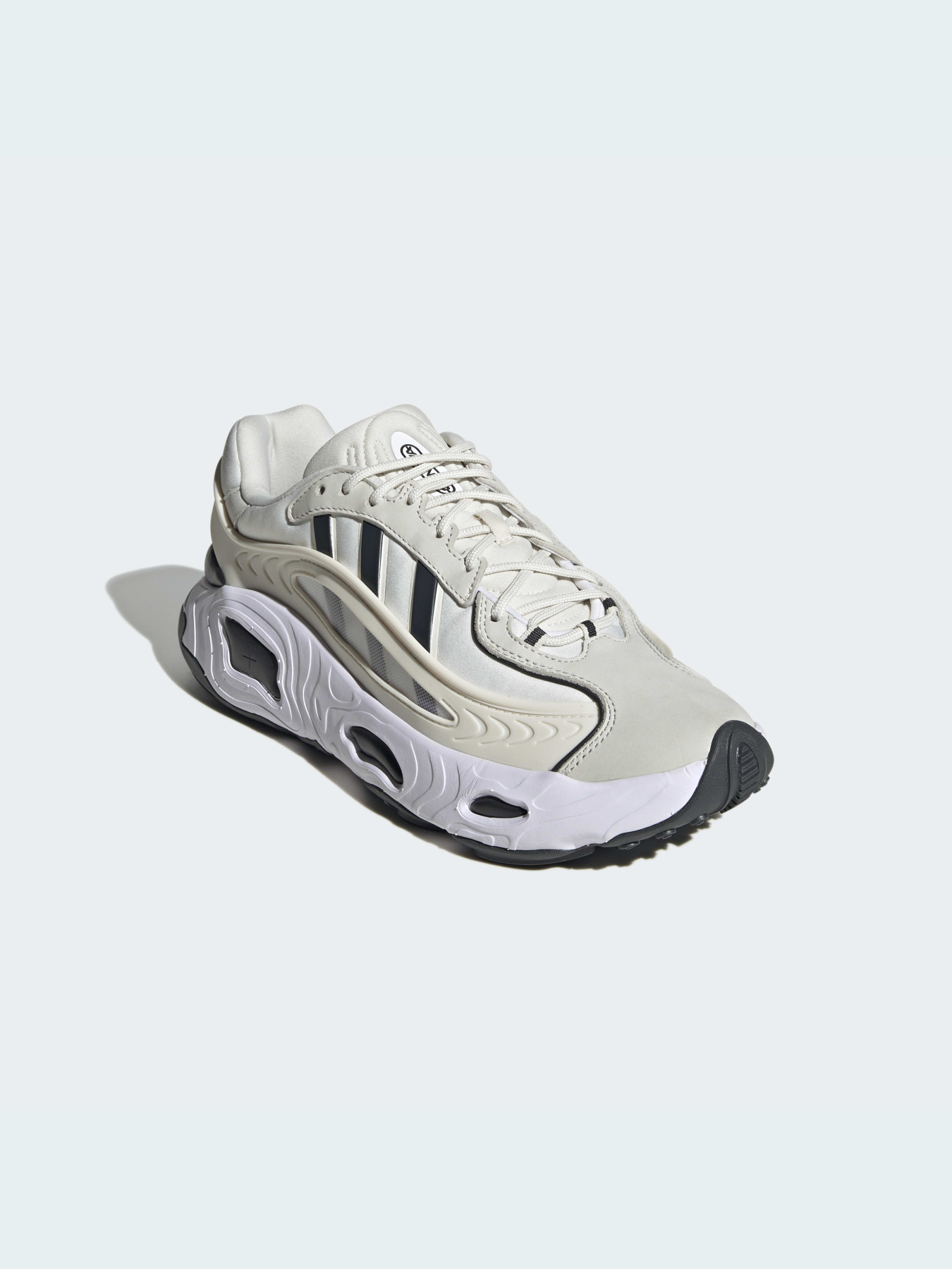 Кросівки Adidas Ozweego модель HP6362 Кросівки Adidas Ozweego модель HP6362 Фото