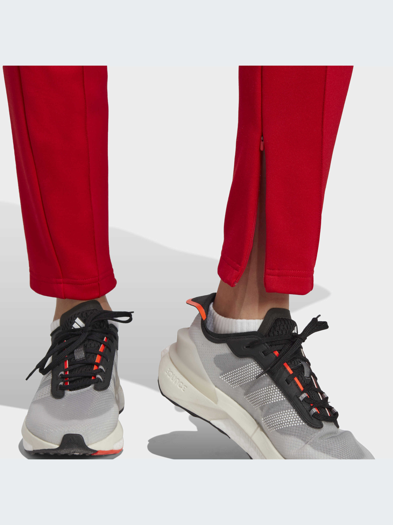 Брюки Adidas модель IC6679 Фото