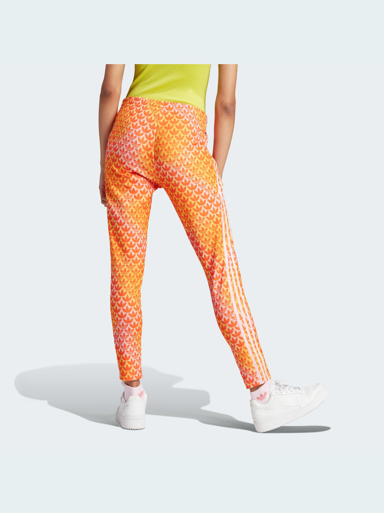 Брюки Adidas Graphics модель IJ6004 Фото