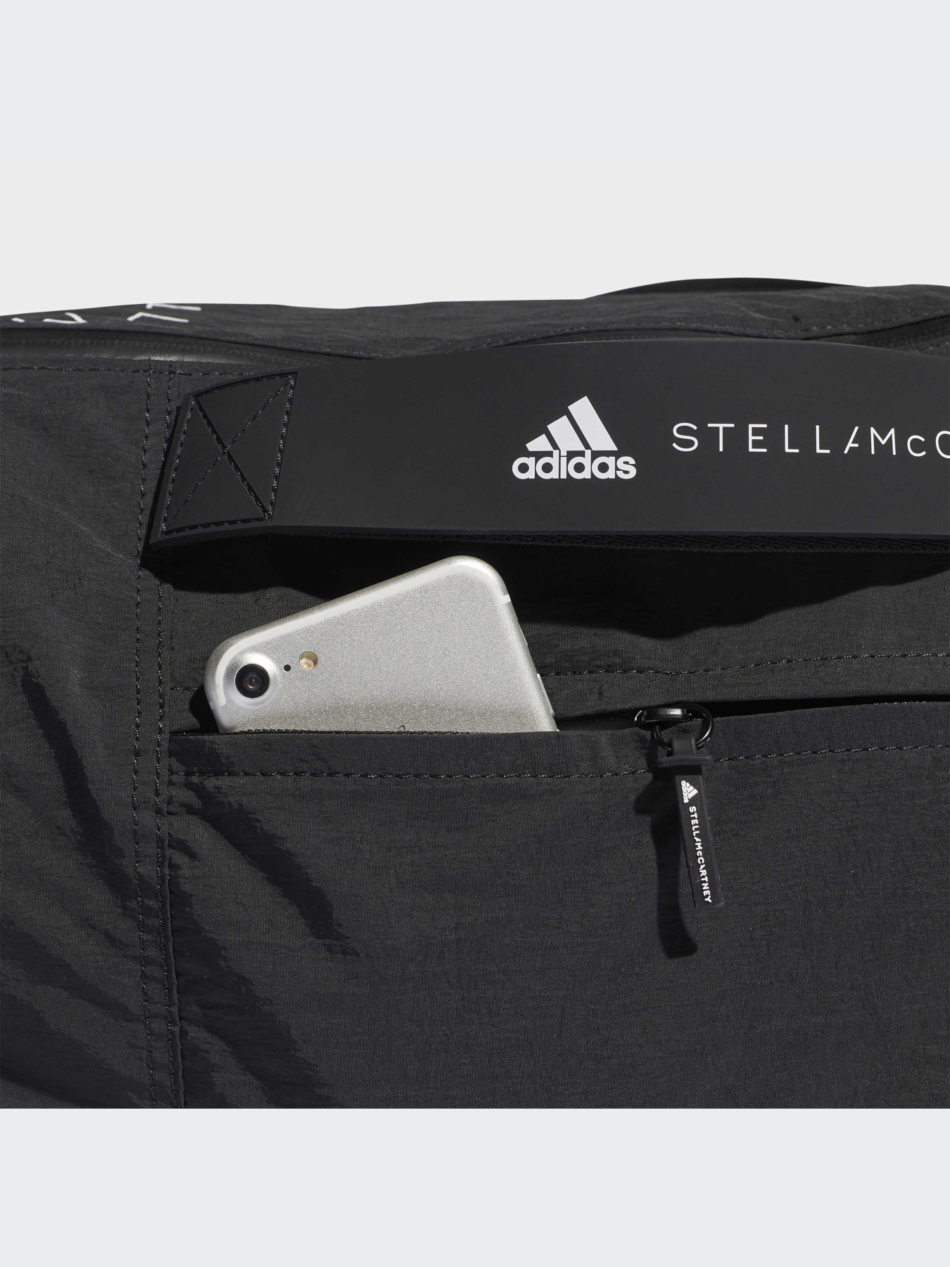 Сумки Adidas by Stella McCartney модель H59850 Сумки Adidas by Stella McCartney модель H59850 Фото