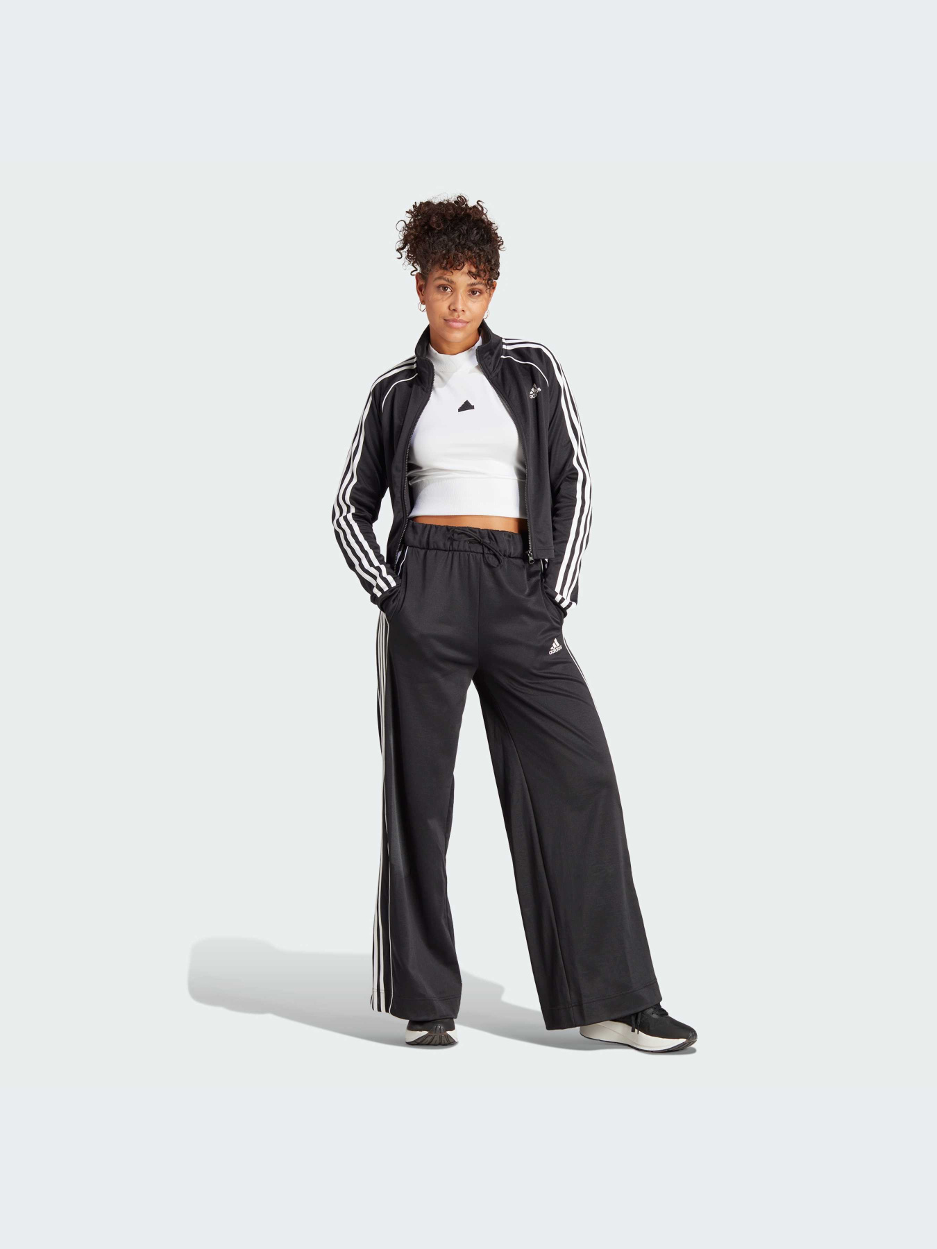 Костюмы Adidas модель IA3147 Костюмы Adidas модель IA3147 Фото