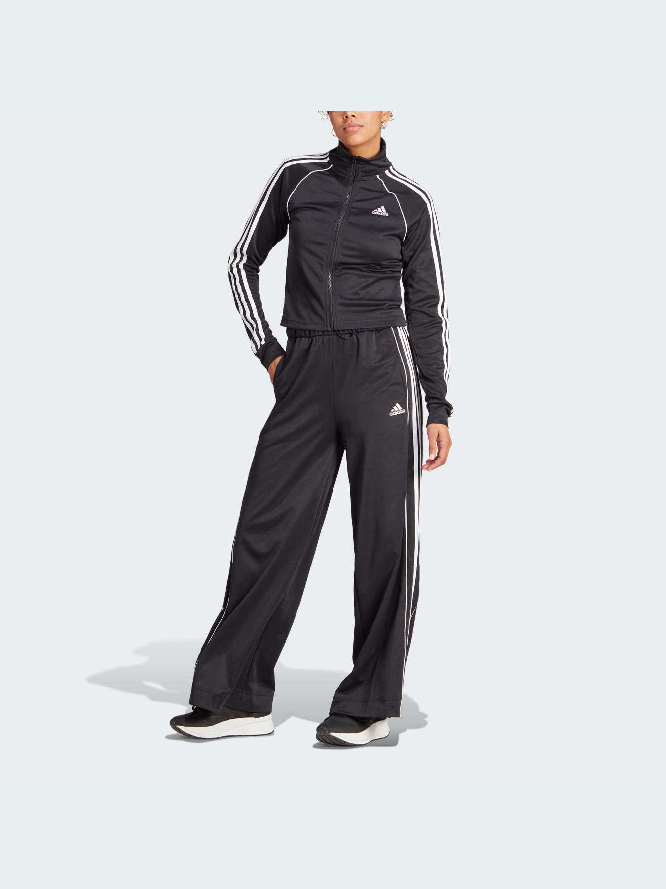 Костюмы Adidas модель IA3147 Костюмы Adidas модель IA3147 Фото