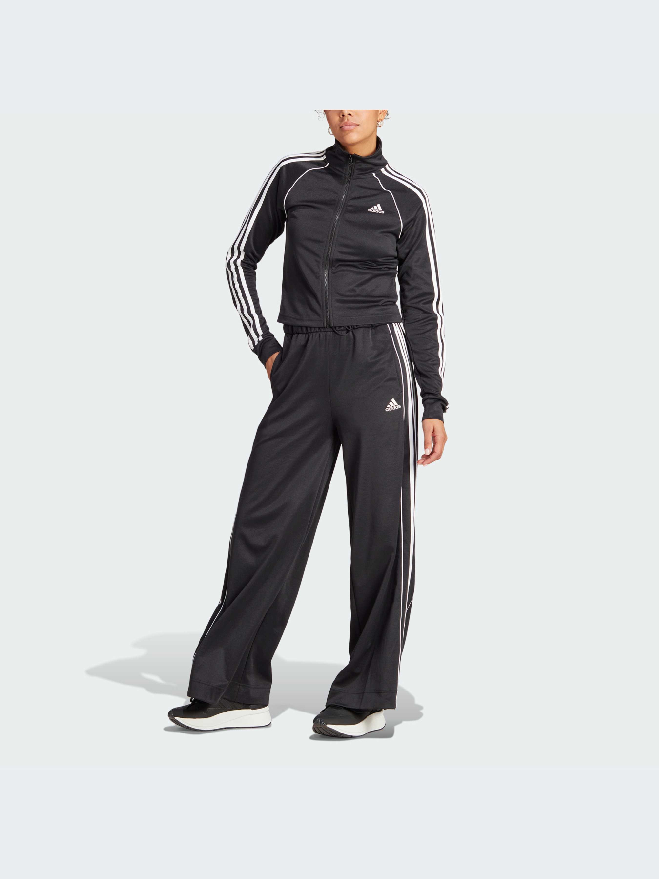 Костюмы Adidas модель IA3147 Костюмы Adidas модель IA3147 Фото