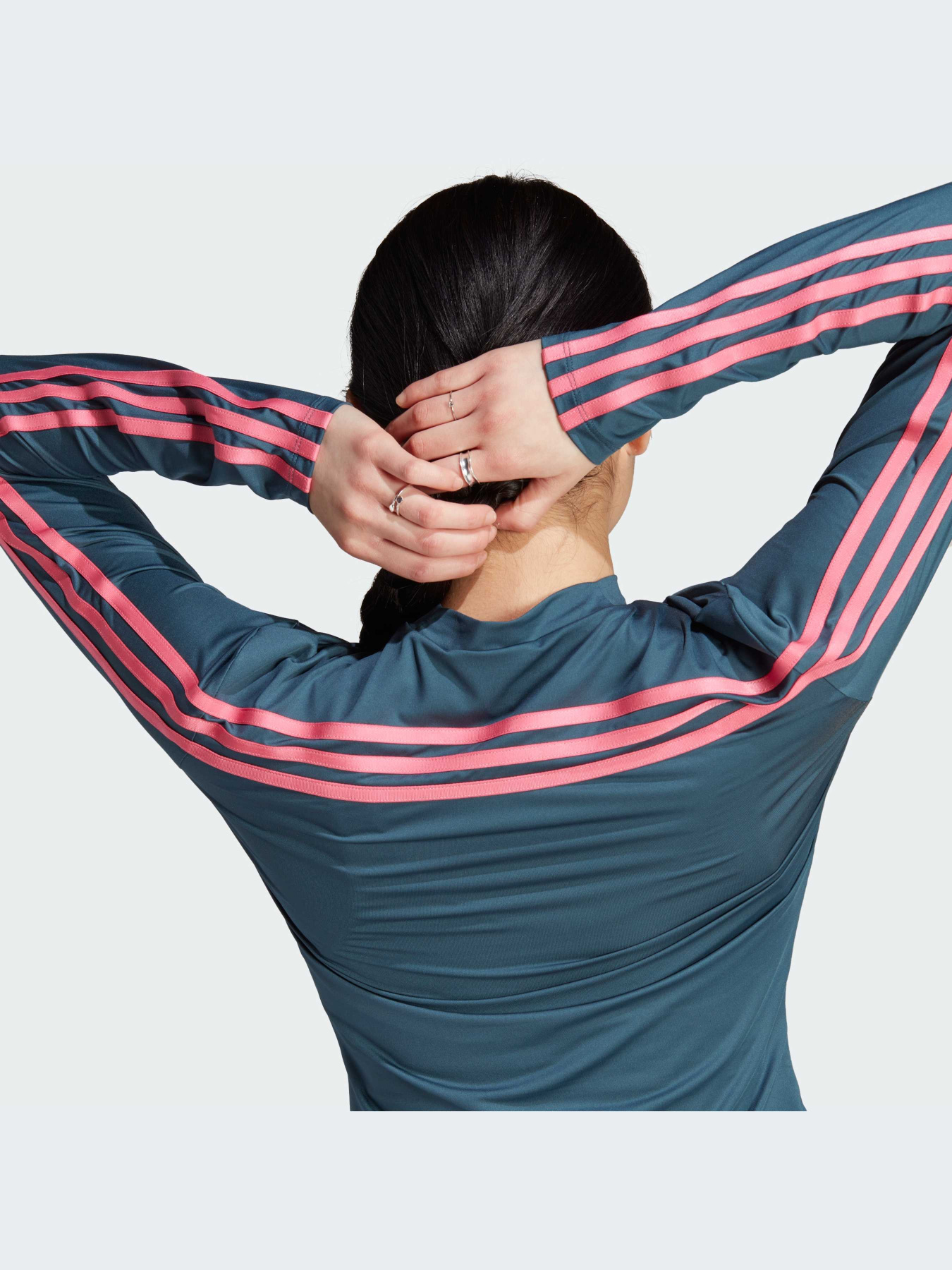 Худі та світшоти Adidas 3 Stripes модель IU3073 Худі та світшоти Adidas 3 Stripes модель IU3073 Фото