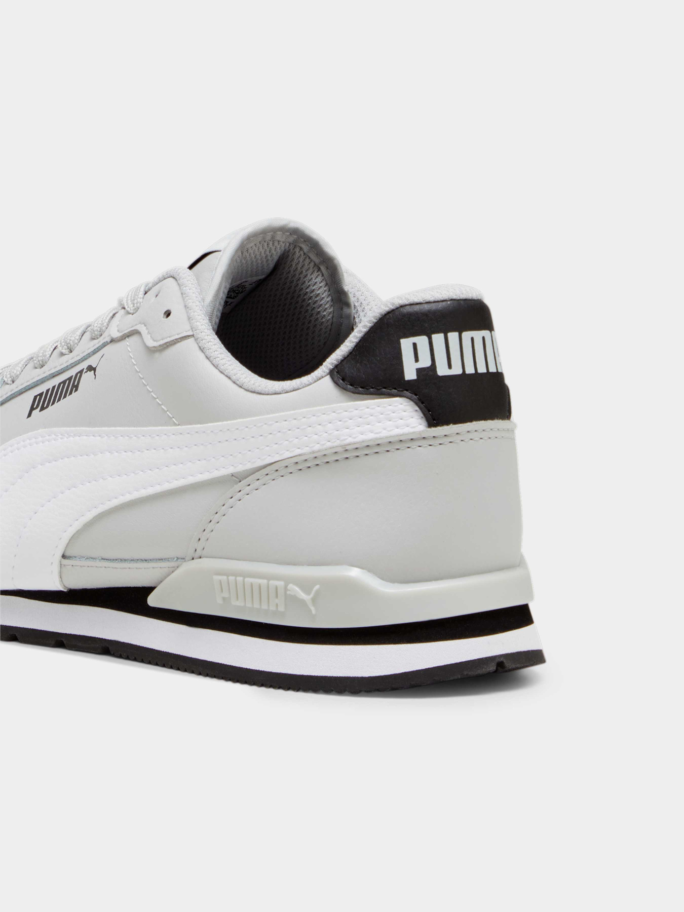 Кросівки PUMA St Runner V3 L модель 384855 Фото