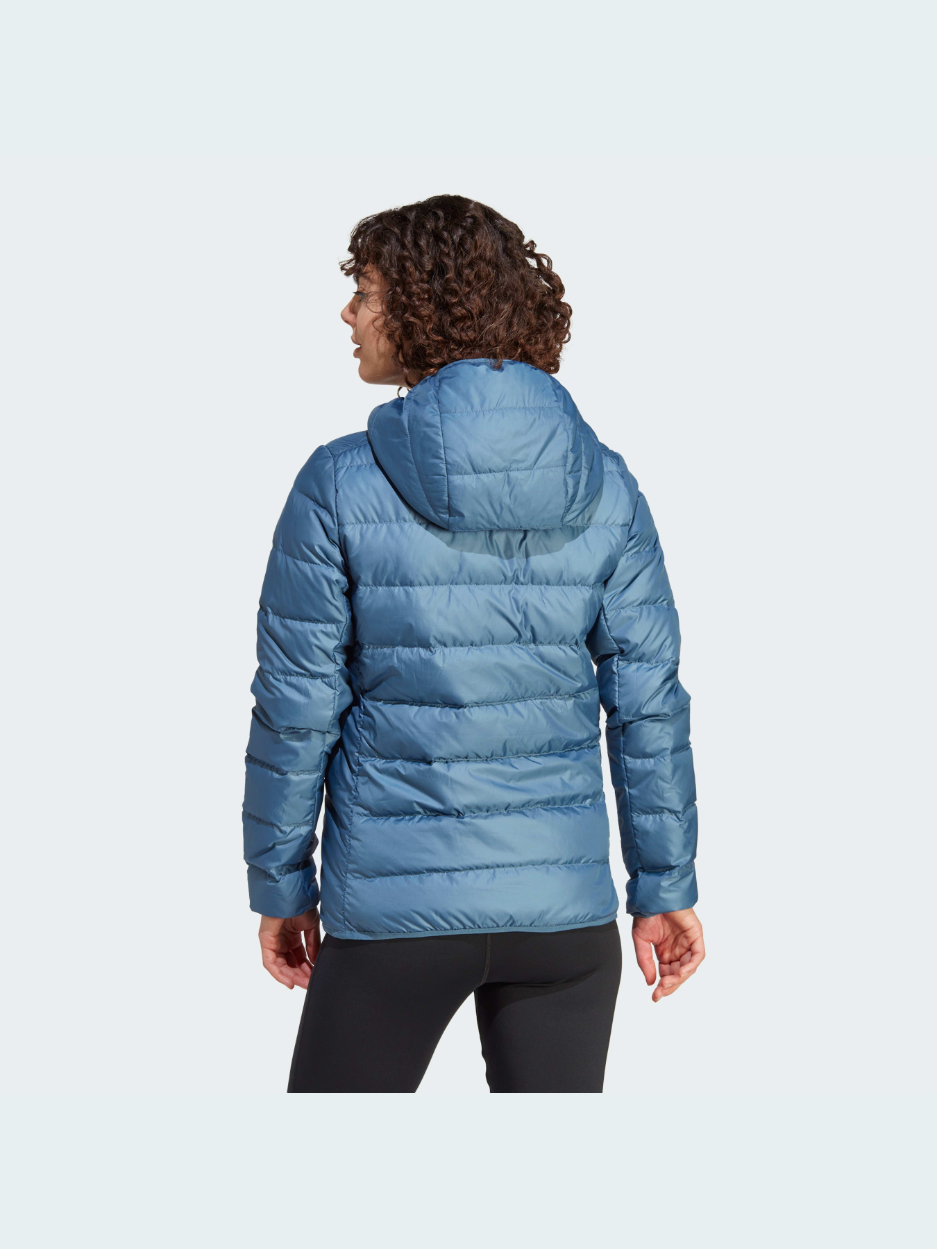 Куртки та дублянки Adidas модель IP6037 Фото