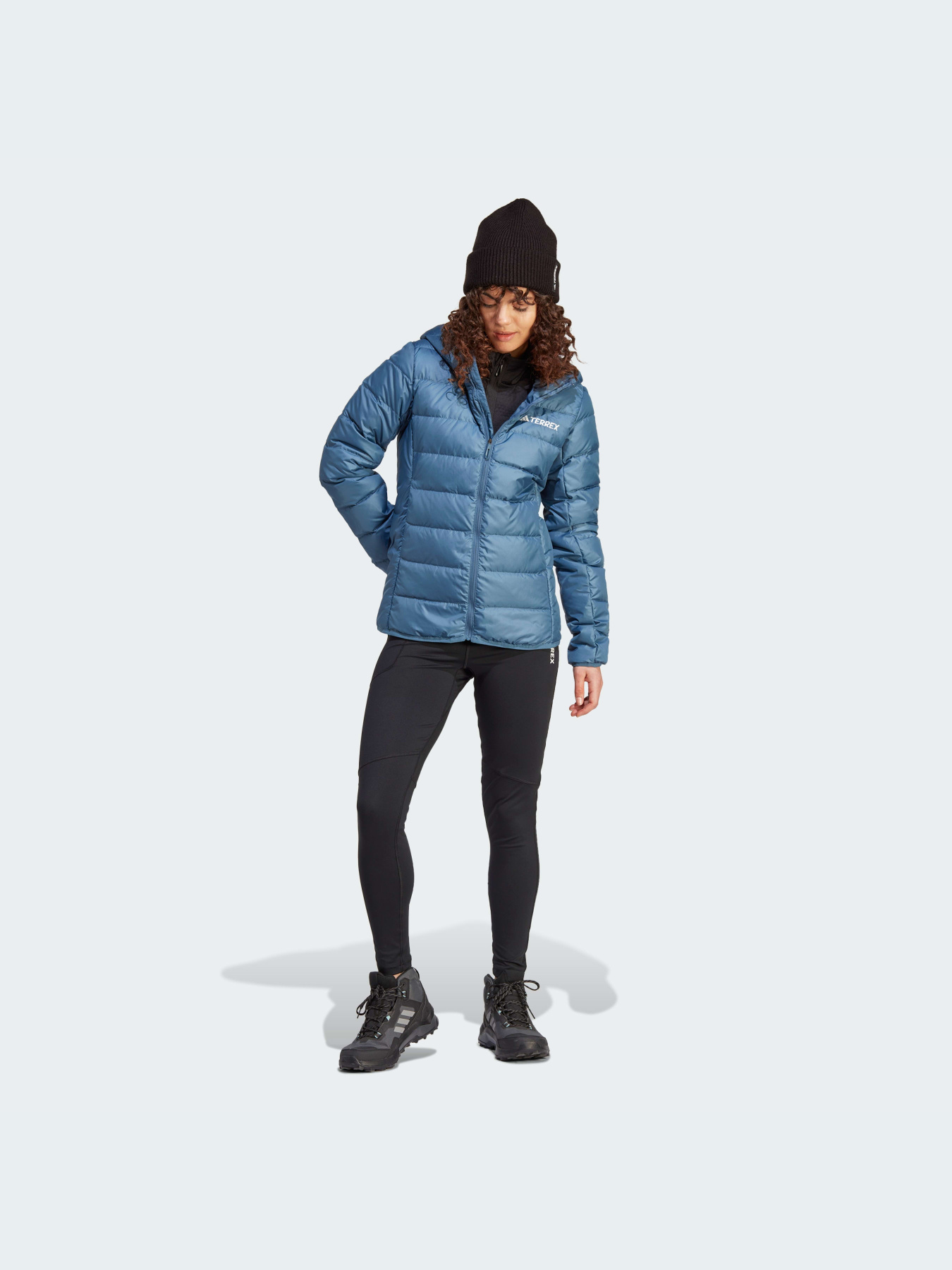 Куртки та дублянки Adidas модель IP6037 Фото