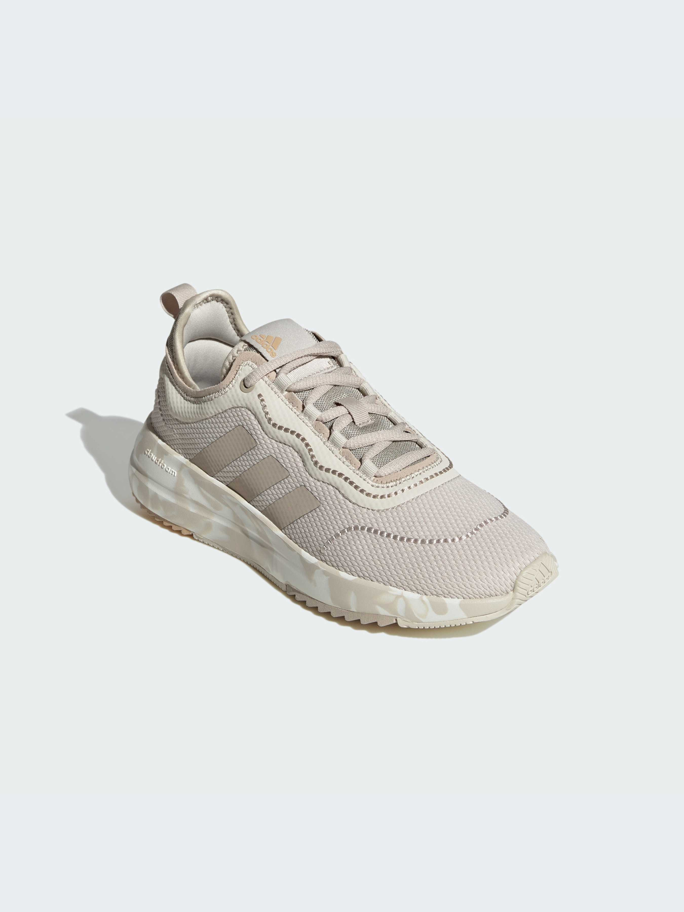 Кросівки Adidas модель IE2019 Фото
