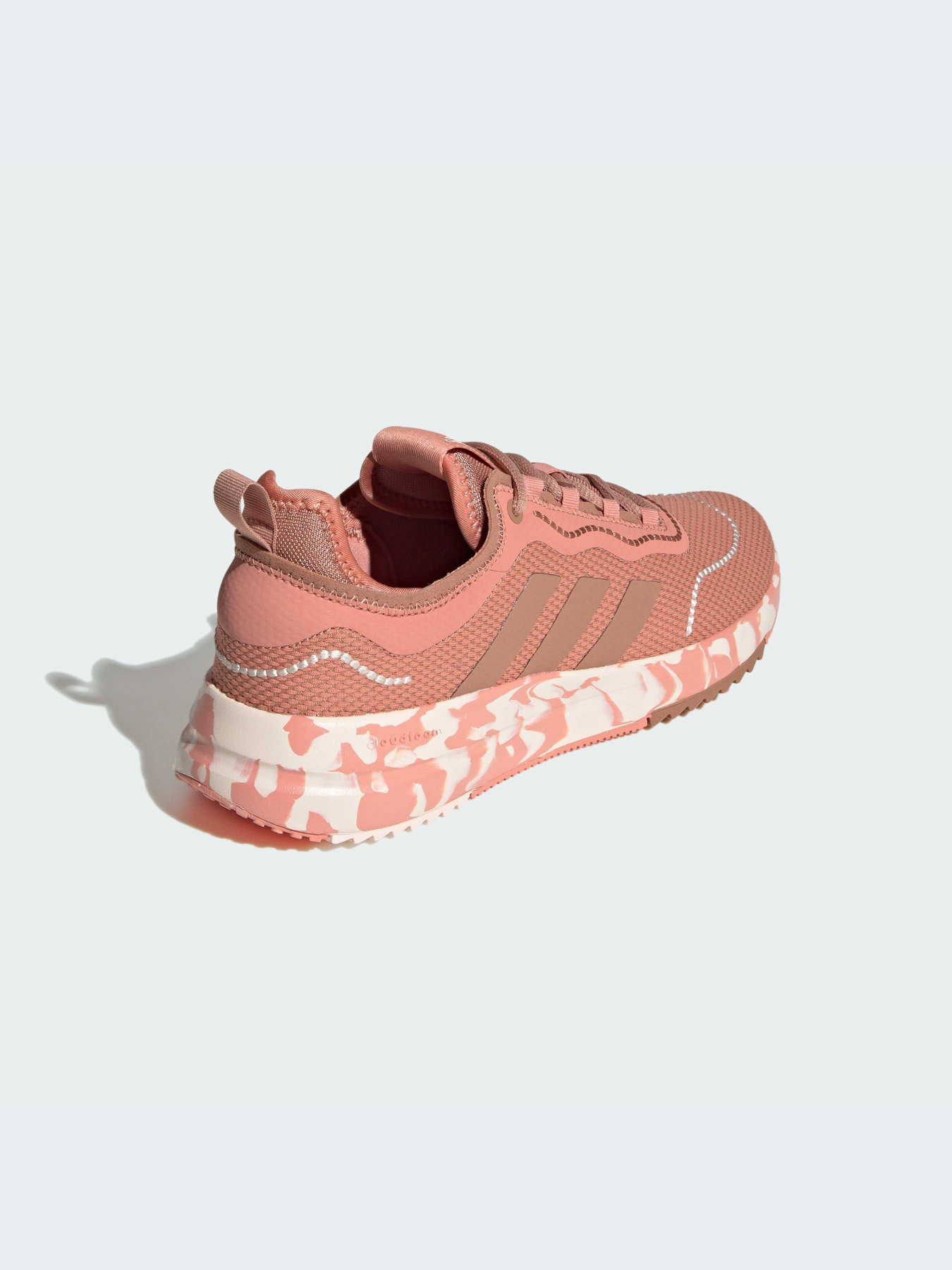 Кроссовки Adidas модель IE2020 Фото