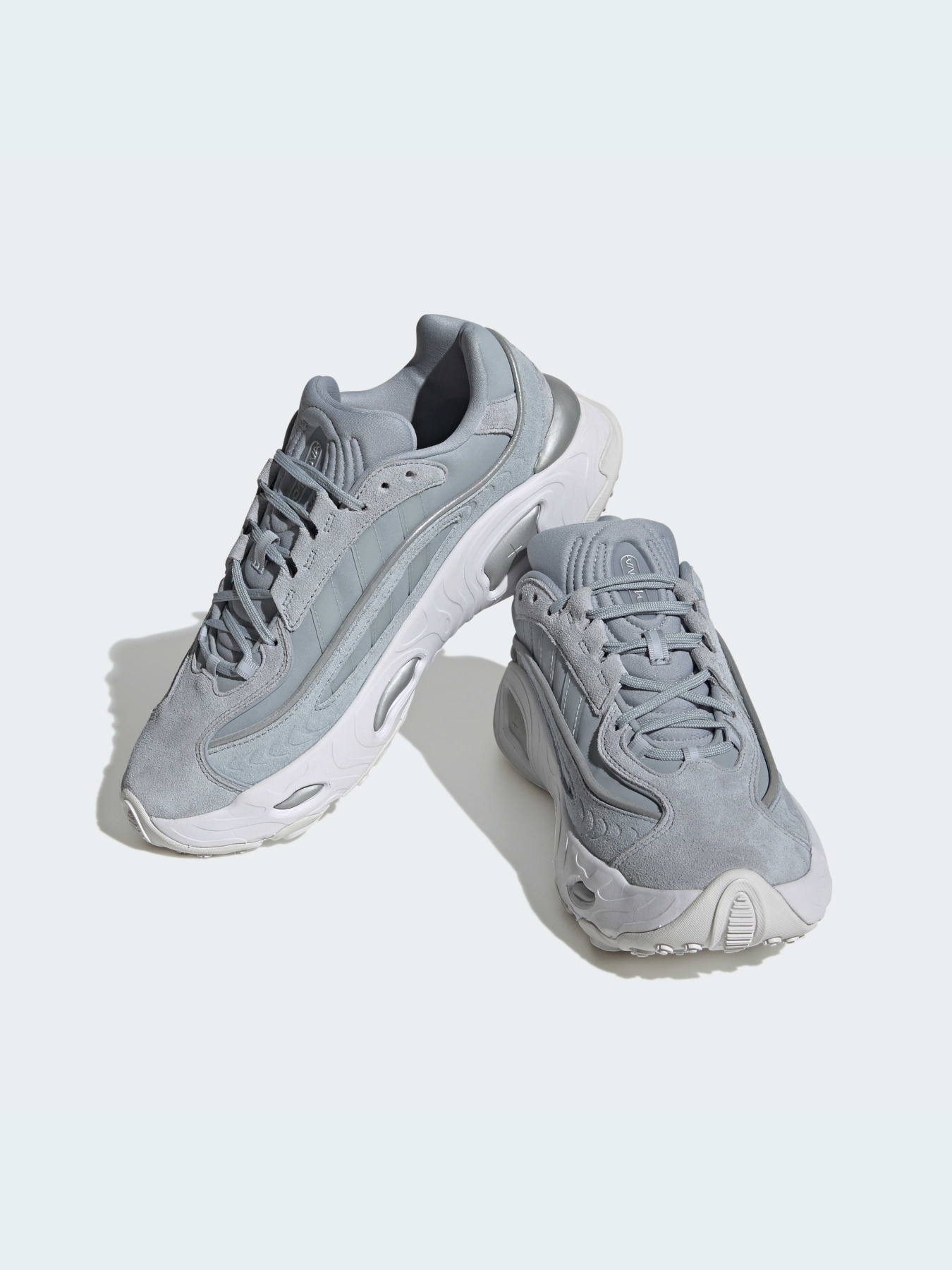 Кросівки Adidas Ozweego модель HQ1970 Фото
