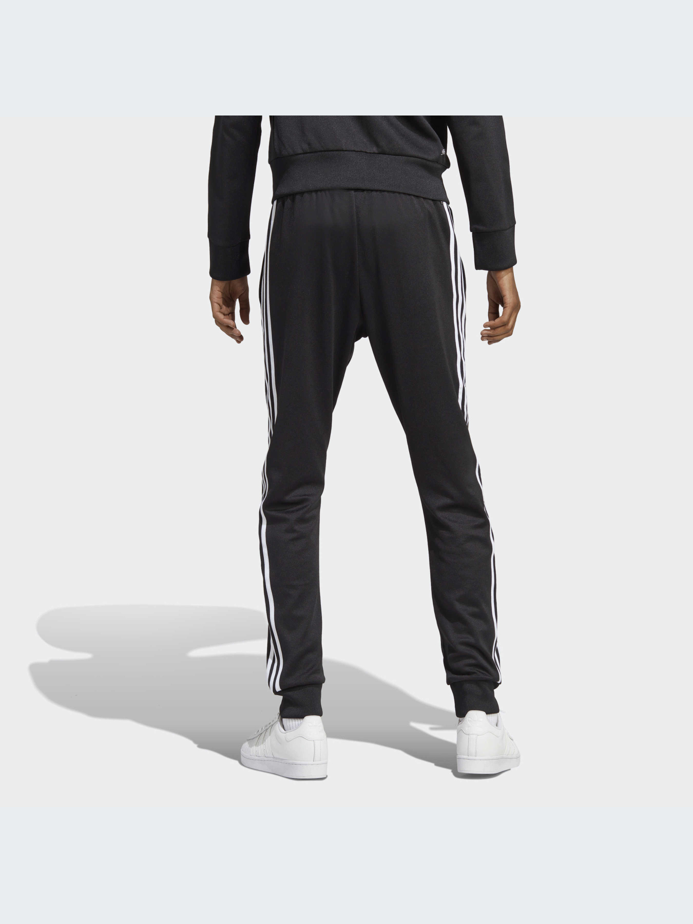 Брюки Adidas модель IA4791 Брюки Adidas модель IA4791 Фото