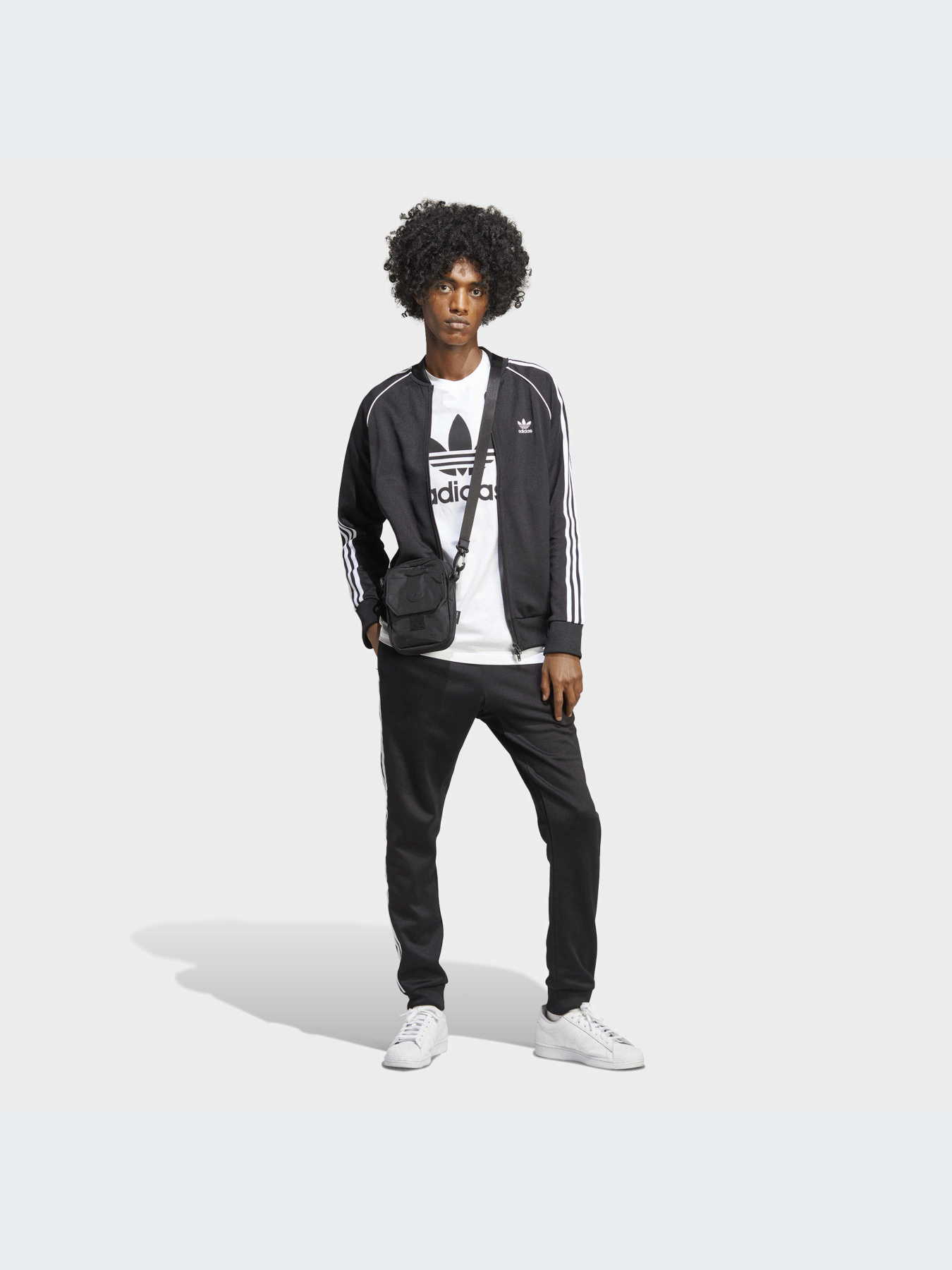 Брюки Adidas модель IA4791 Брюки Adidas модель IA4791 Фото