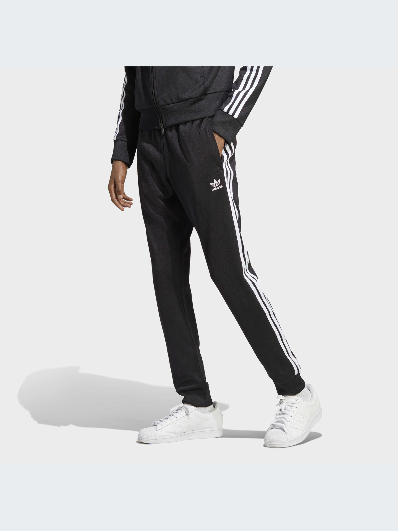 Брюки Adidas модель IA4791 Брюки Adidas модель IA4791 Фото