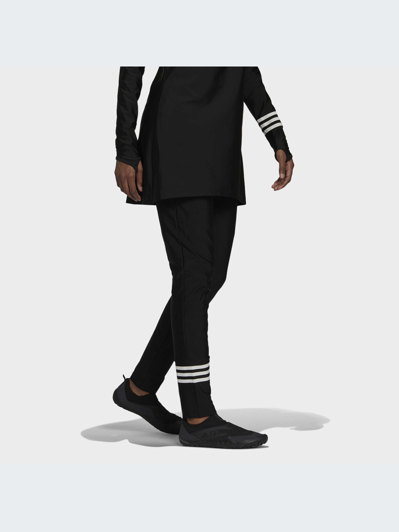 Одяг для пляжу Adidas 3 Stripes модель GT5061 Одяг для пляжу Adidas 3 Stripes модель GT5061 Фото