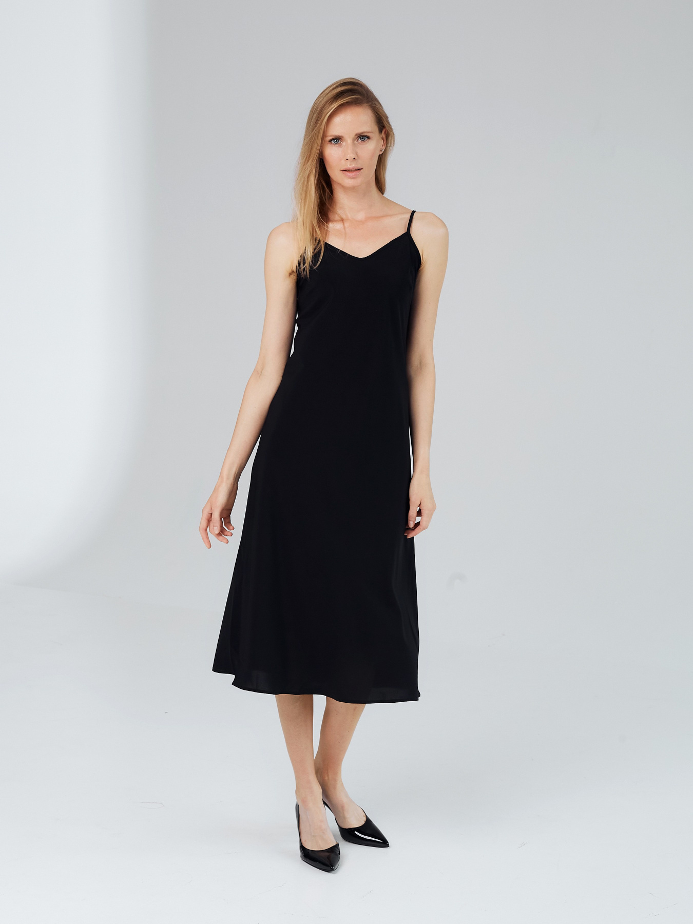 Платья Anais Gose Avalanche модель dress.midi.avalanche.black.001 Фото