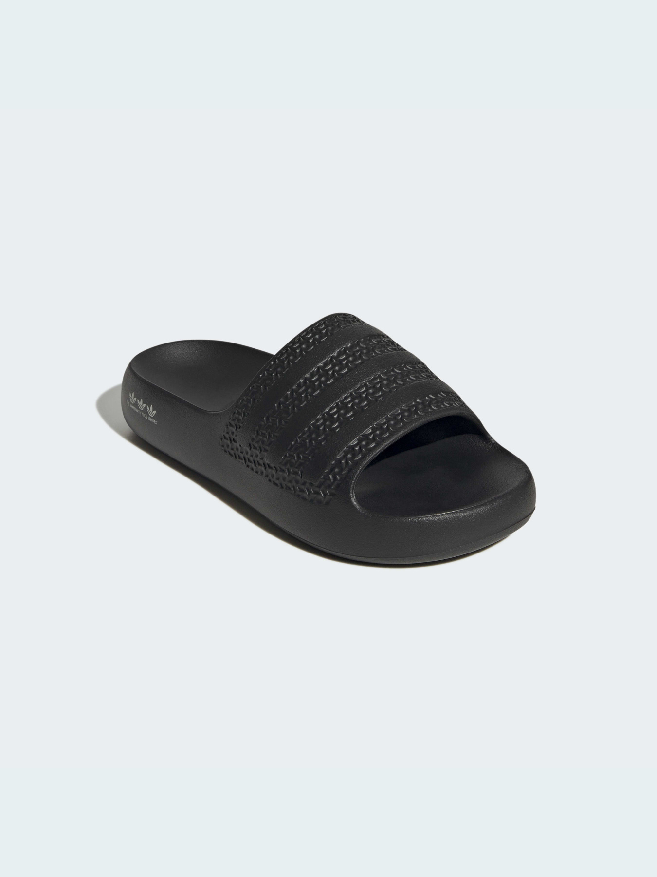 Шлёпанцы Adidas Adilette модель GX1979 Шлёпанцы Adidas Adilette модель GX1979 Фото