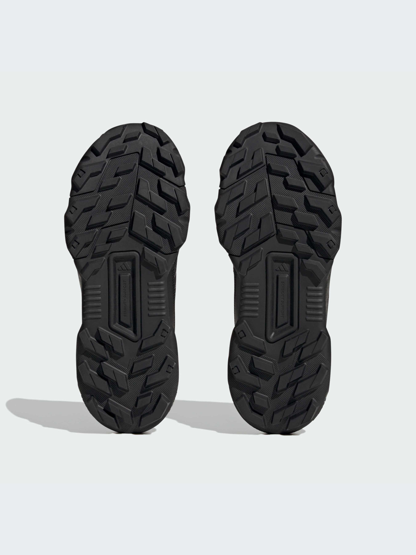 Кросівки Adidas модель IF4980 Кросівки Adidas модель IF4980 Фото