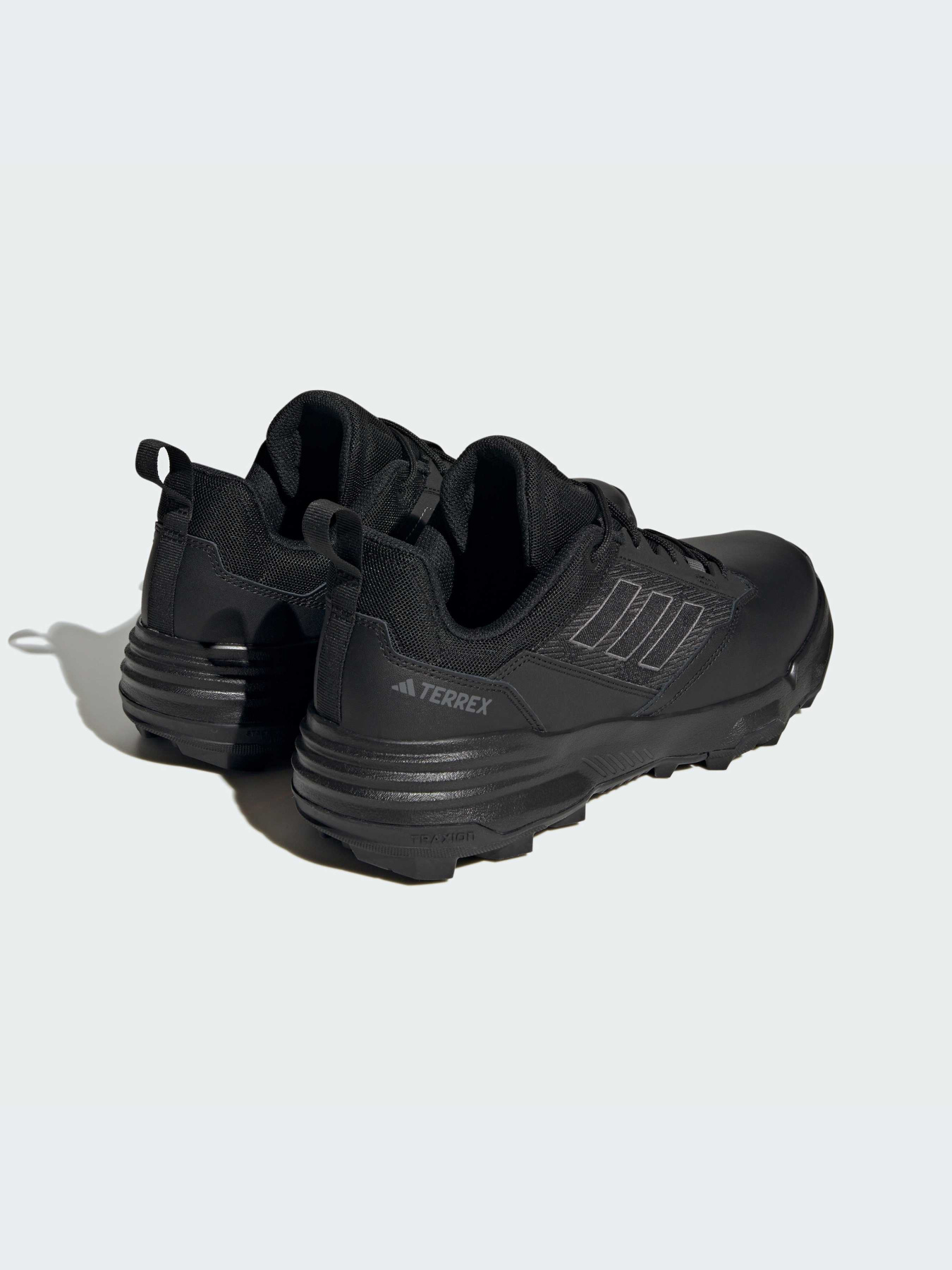Кросівки Adidas модель IF4980 Кросівки Adidas модель IF4980 Фото